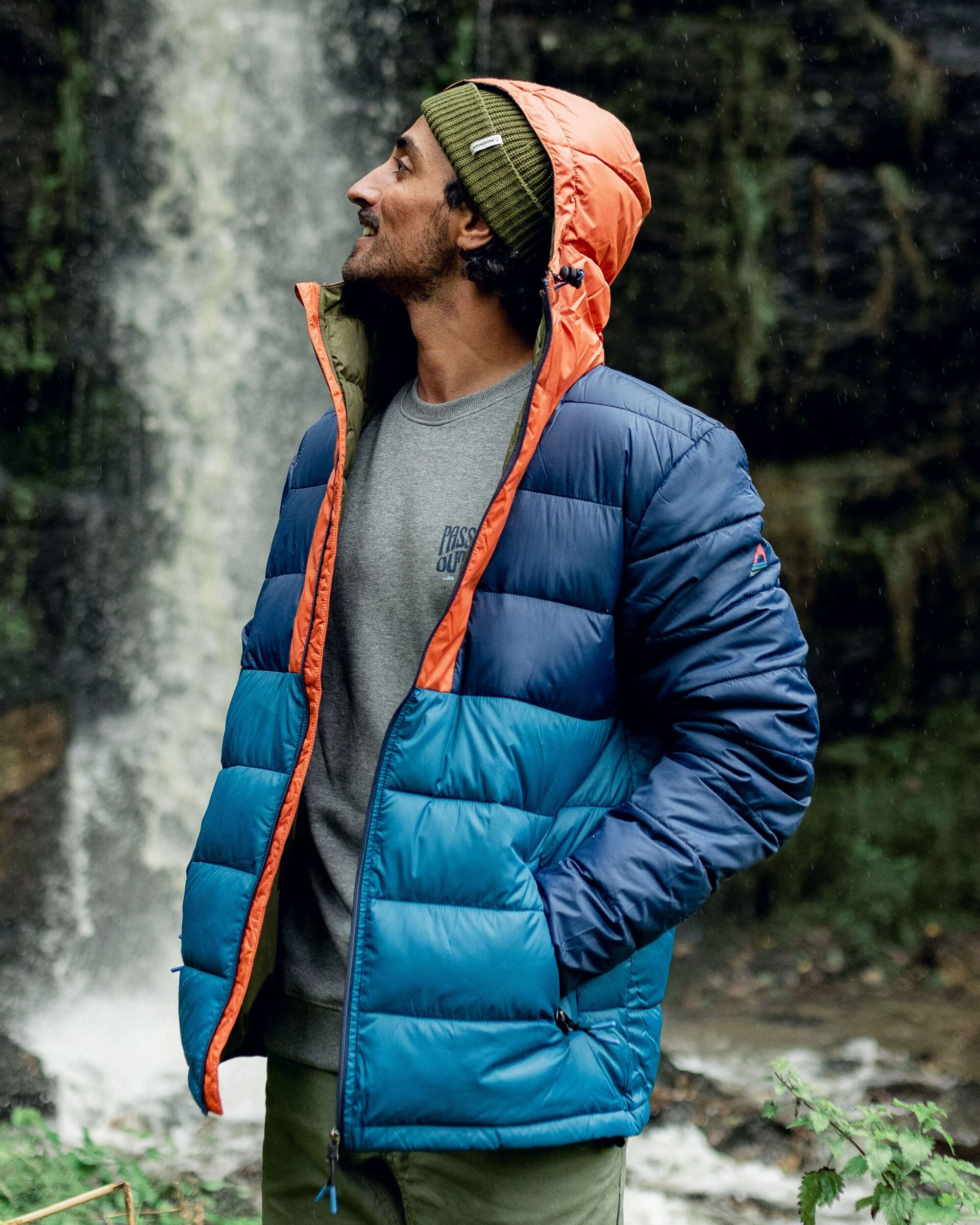 Flynn Recycled Insulated Jacket Rich Navy/ Burnt Orange – Passenger