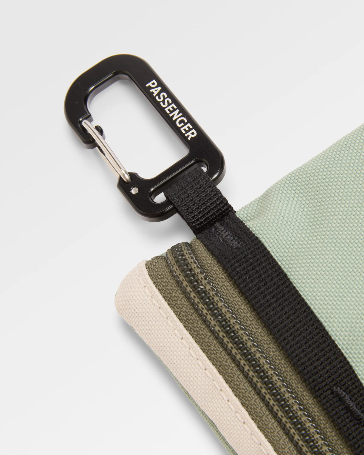 Biscuit Modular Clip On - Pistachio/Misty Grey
- Flatlay