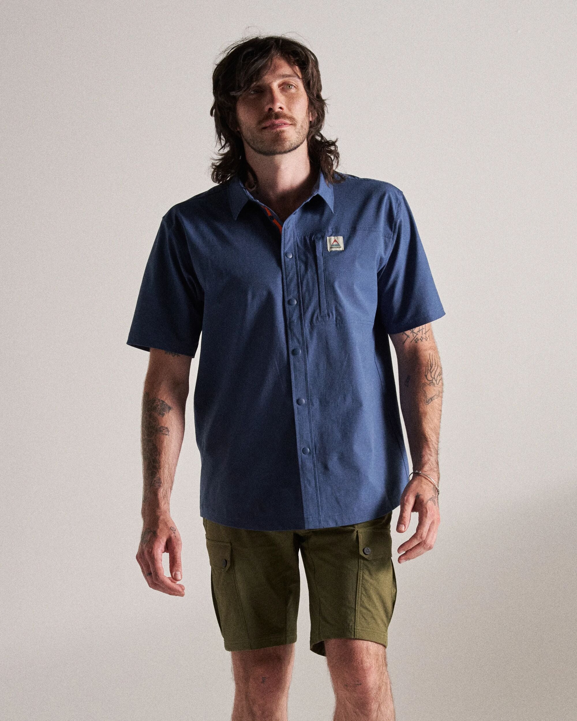 Traveller Short Sleeve Stretch Shirt Dark Denim – Passenger
