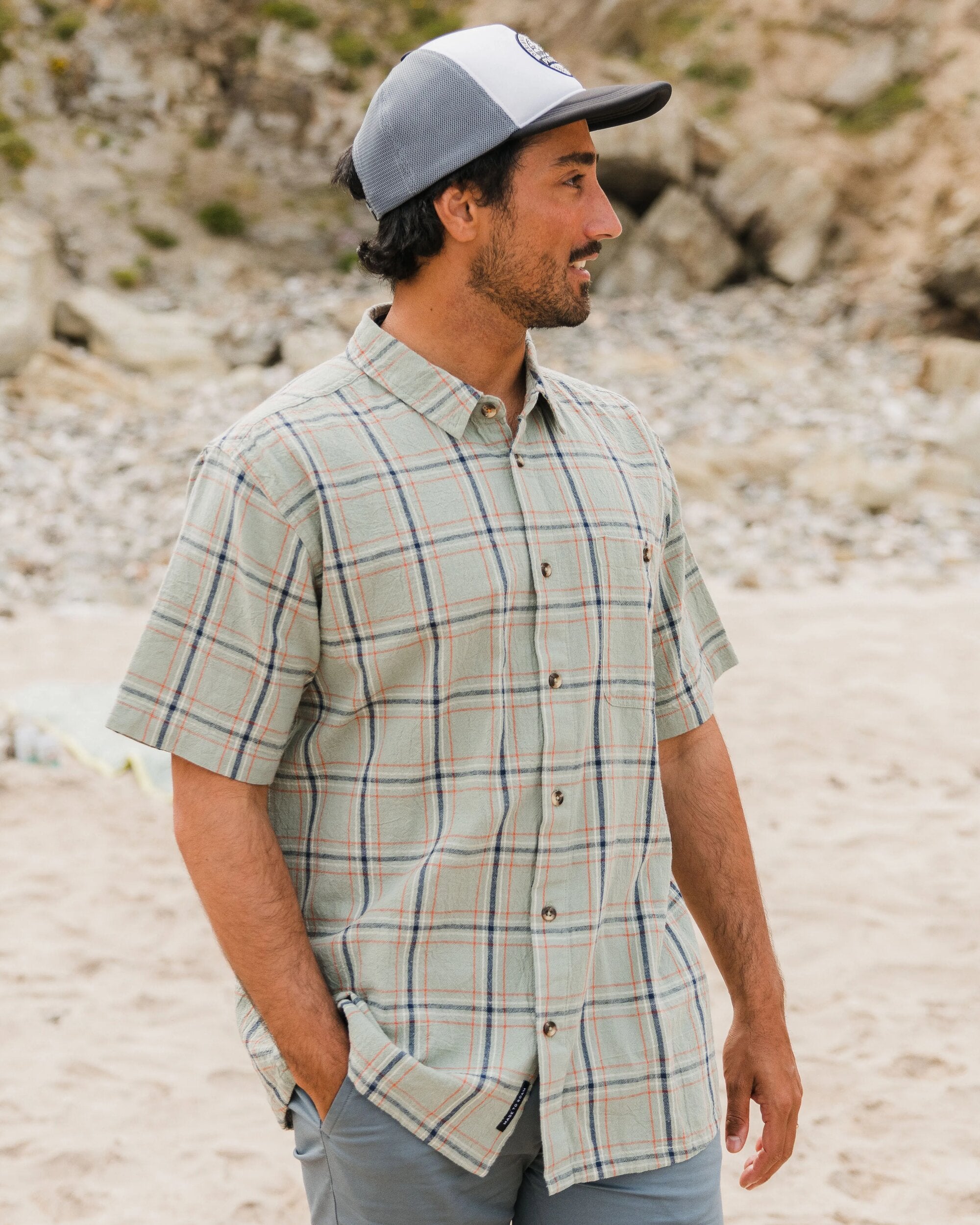 Chill Short Sleeve Shirt - Pistachio - Lifestyle