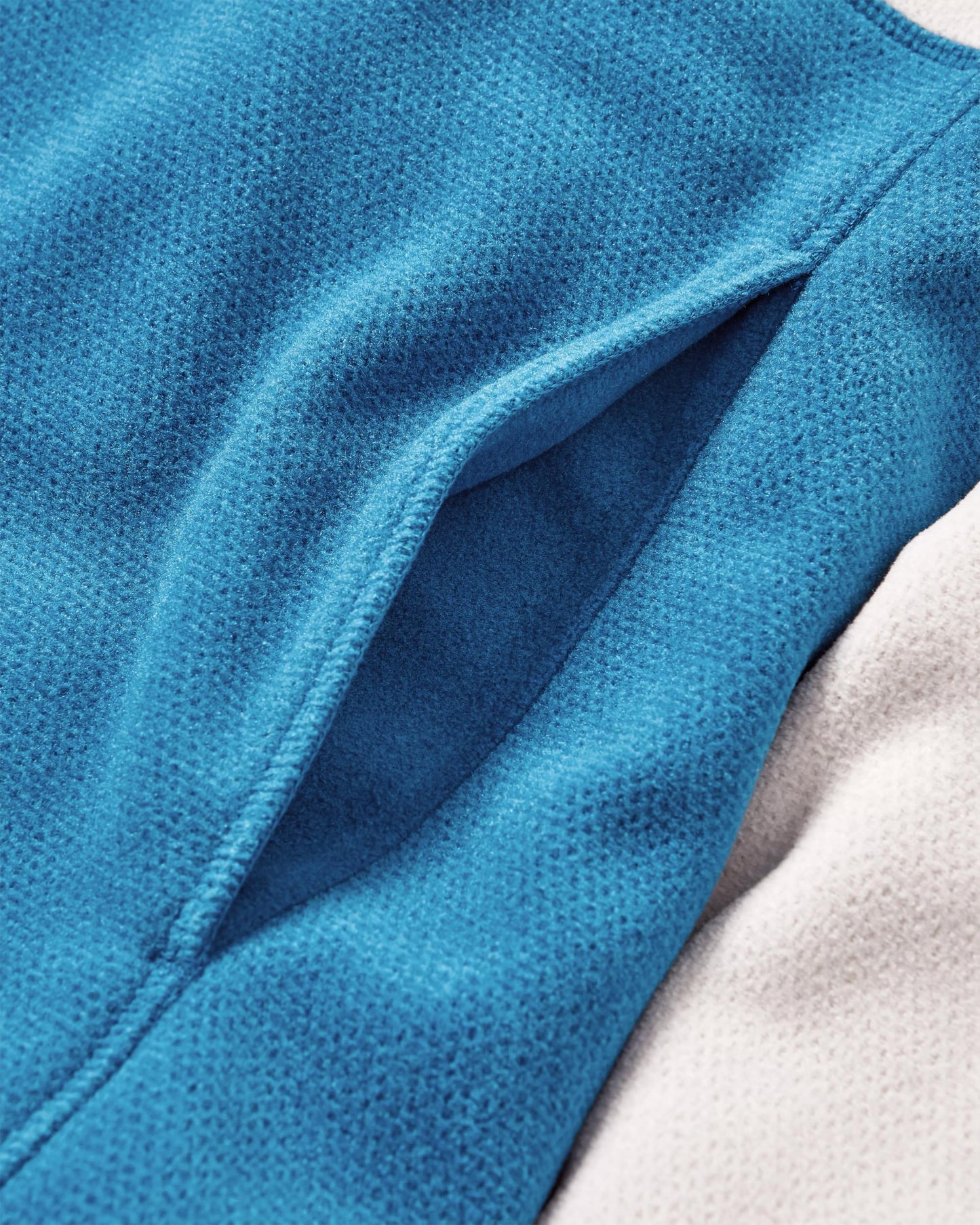 Snowdrop Pullover Recycled Polartec® Fleece - Corsair/ Vintage White