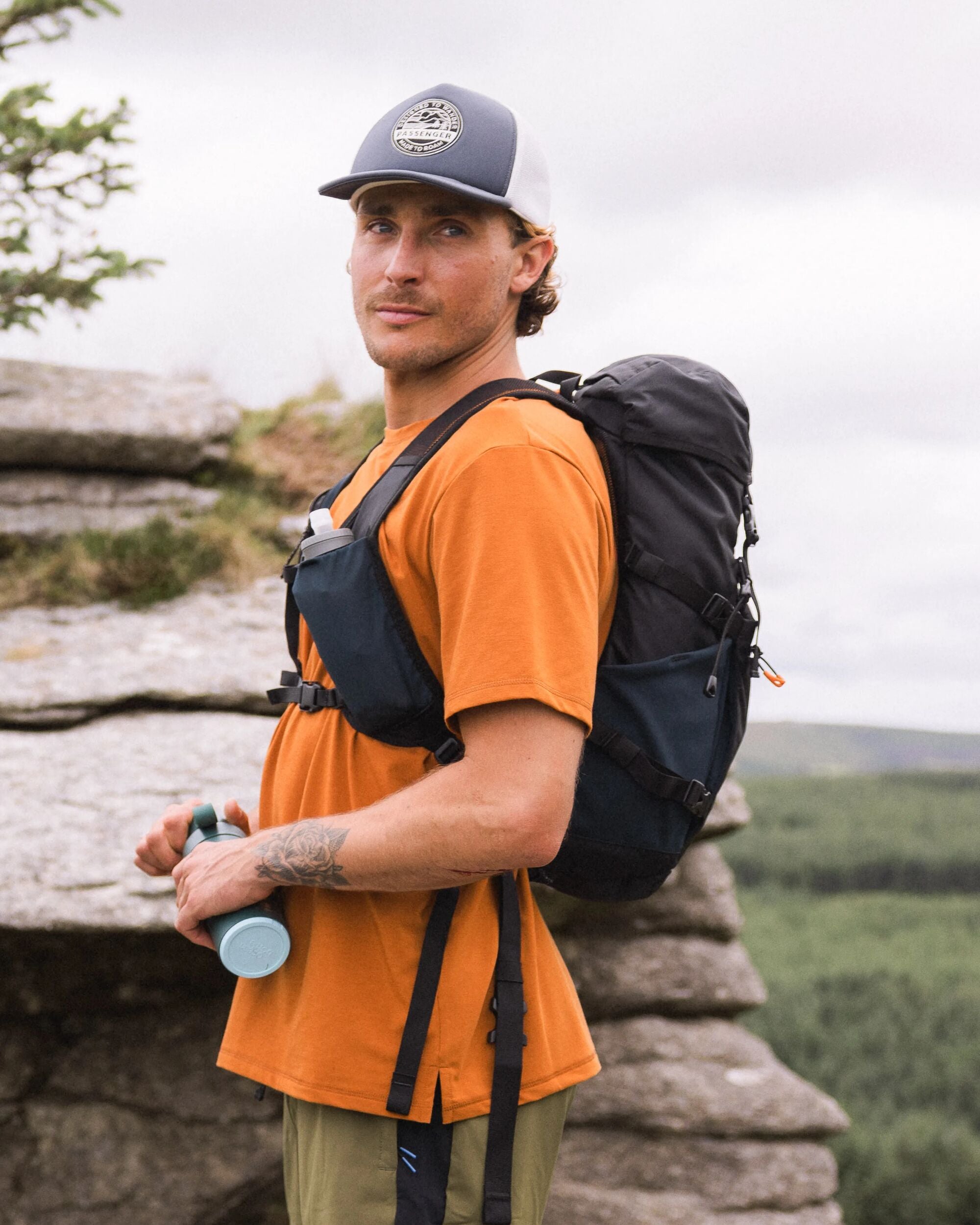 Trailscape Recycled 18L Backpack - Black - Lifestyle - Male