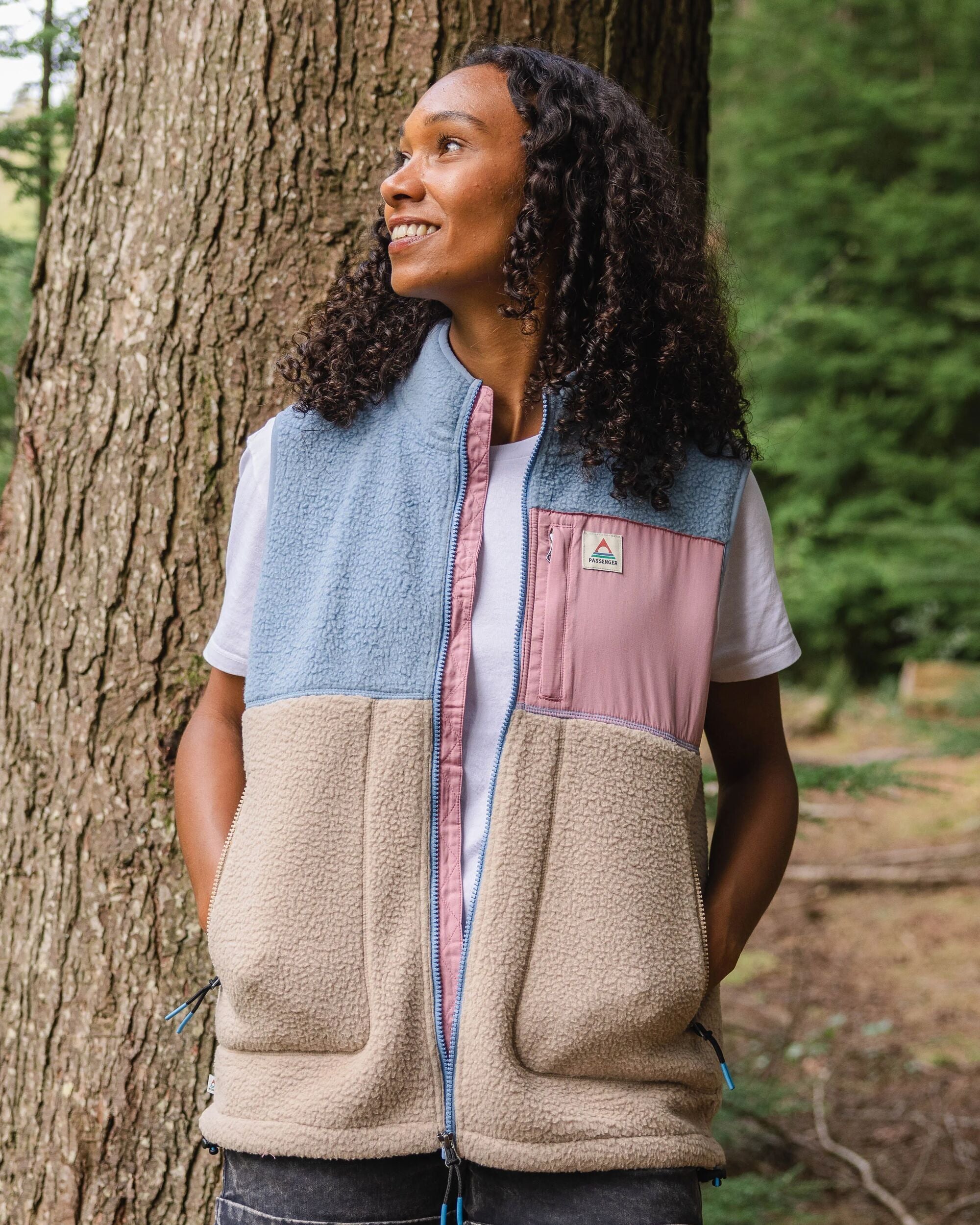 Fairbanks Sherpa Gilet Faded Denim/Simply Taupe – Passenger