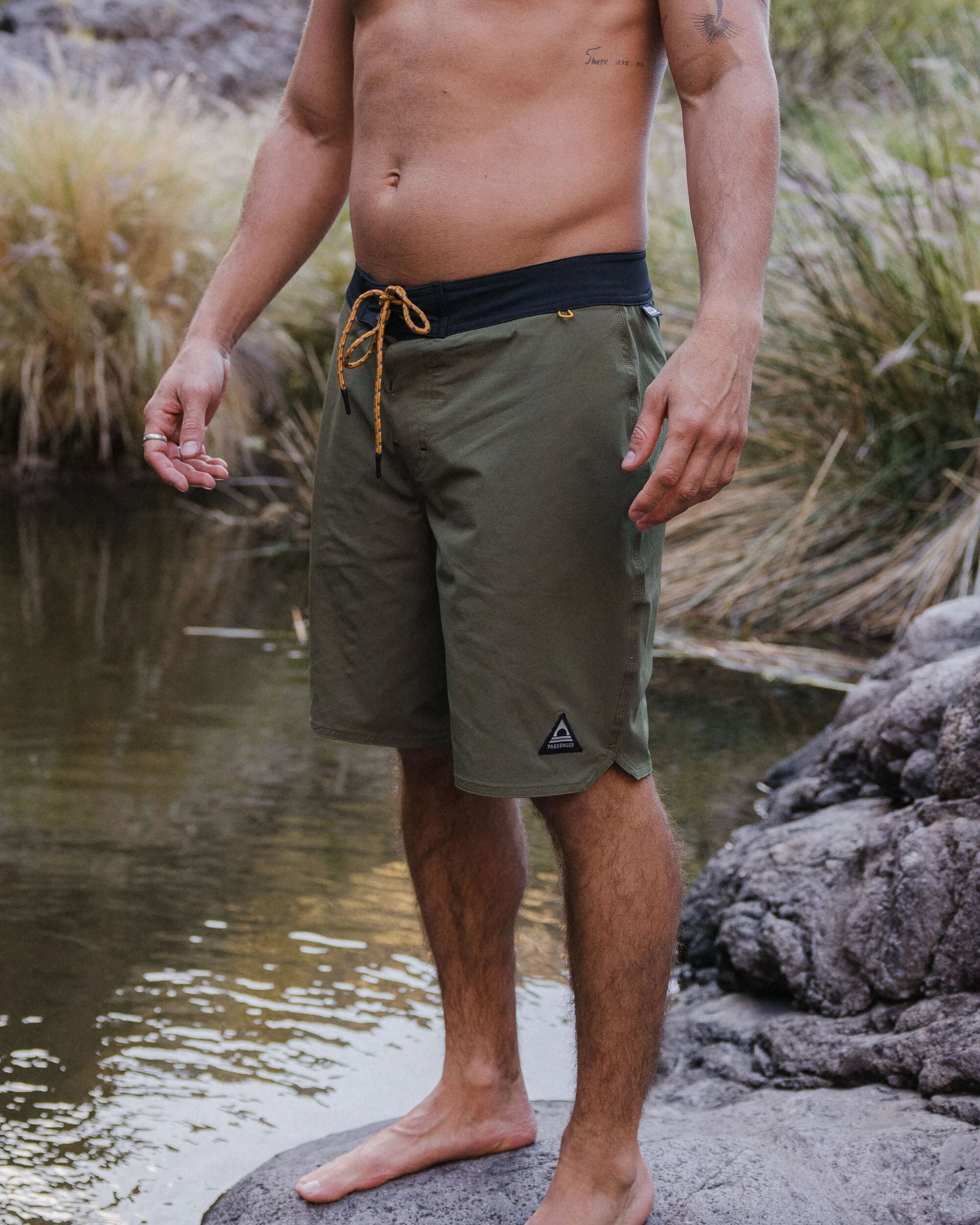 cruisre fish.net Cruiser NetPlus® 19" Boardshort Khaki – Passenger