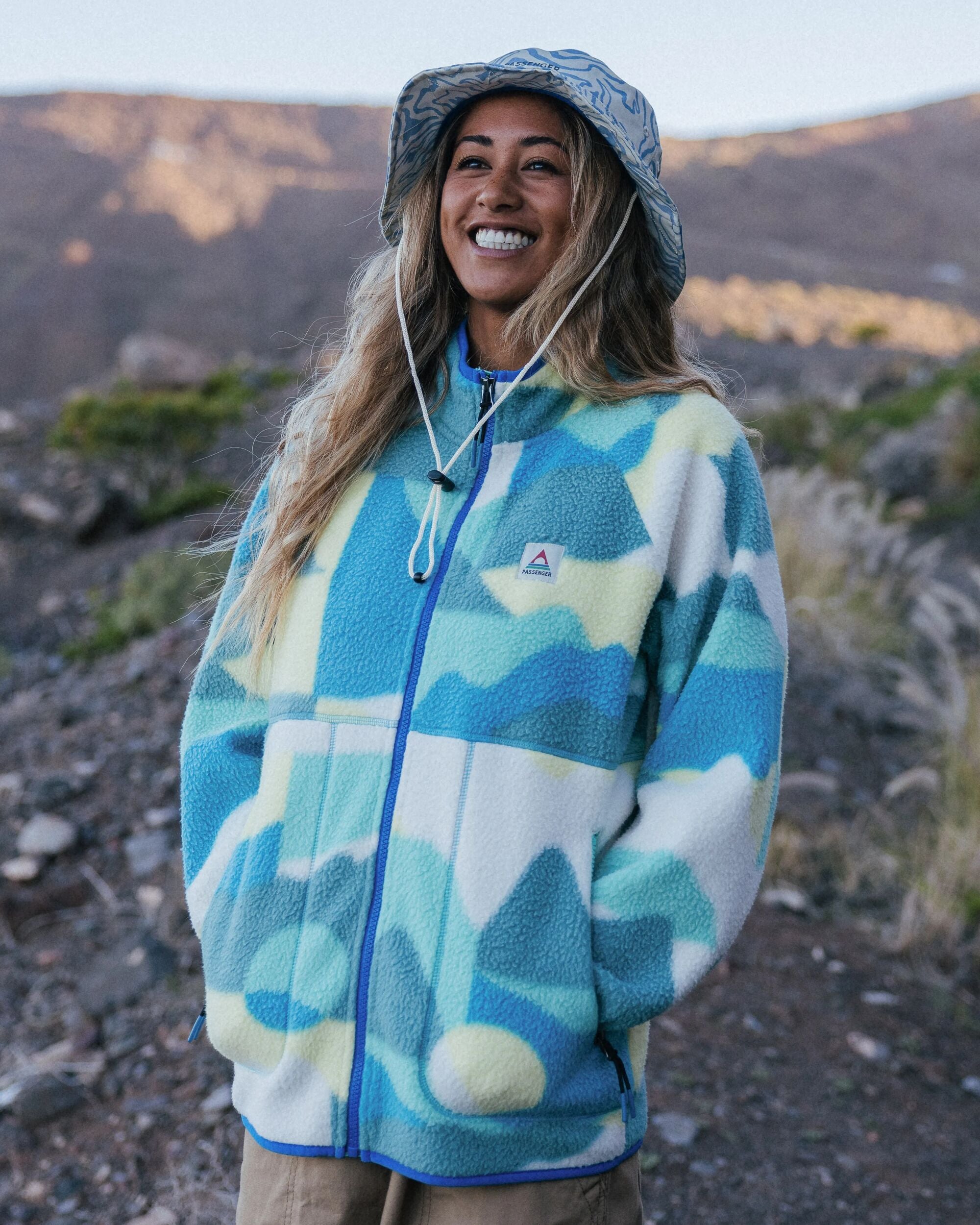 Fairbanks Full Zip Sherpa Fleece Vista Patchwork Aqua – Passenger