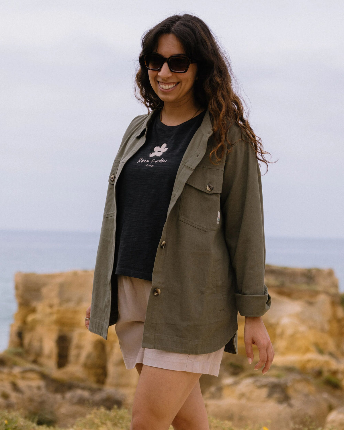 Stella LS Shirt - Dusty Olive - Lifestyle