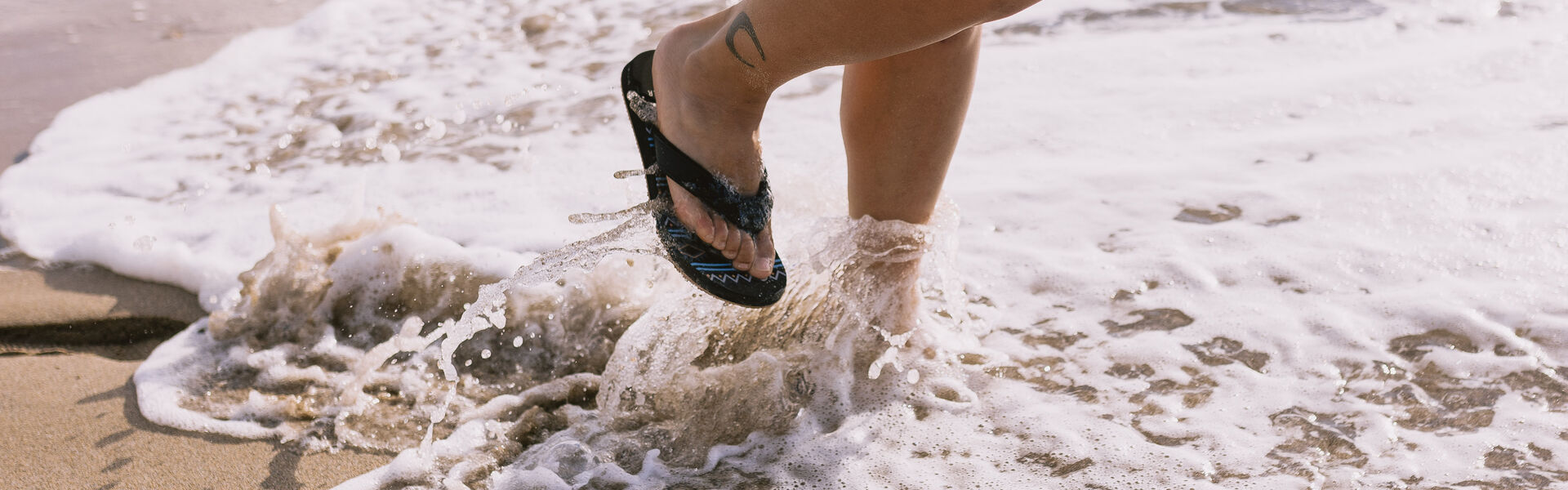 Flip Flops & Sandals