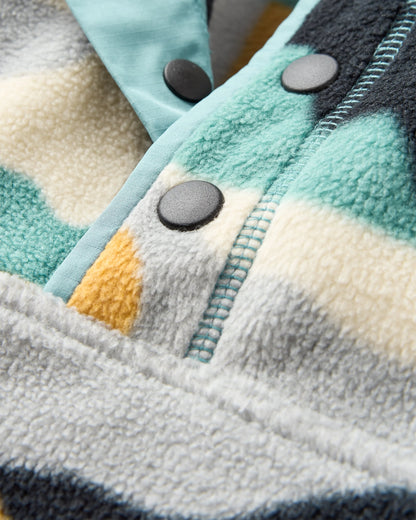 Take It Easy Polar Fleece - Vista Patchwork Arctic - Flatlay