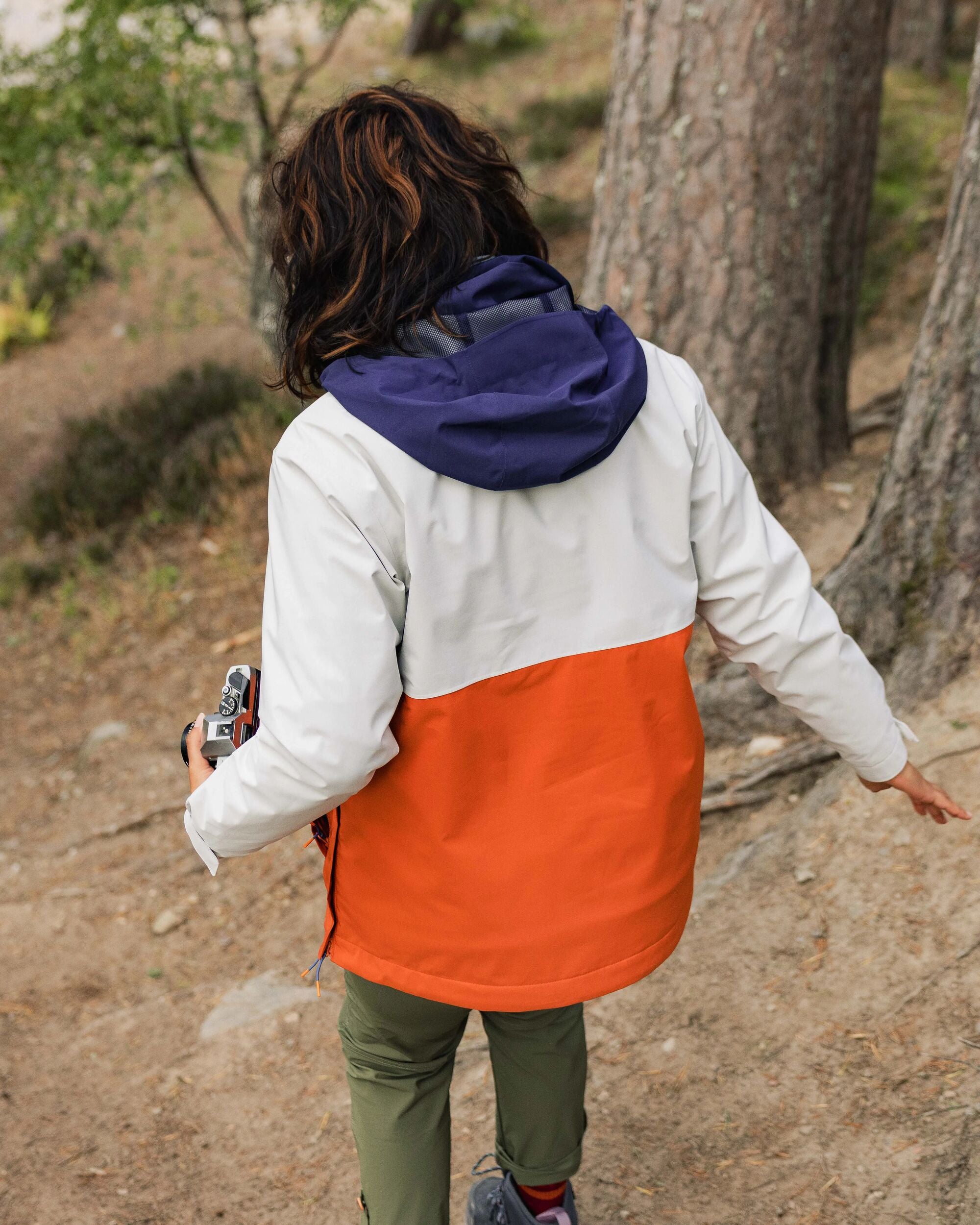Skyline Recycled Waterproof Anorak - Burnt Orange/Birch - Lifestyle
