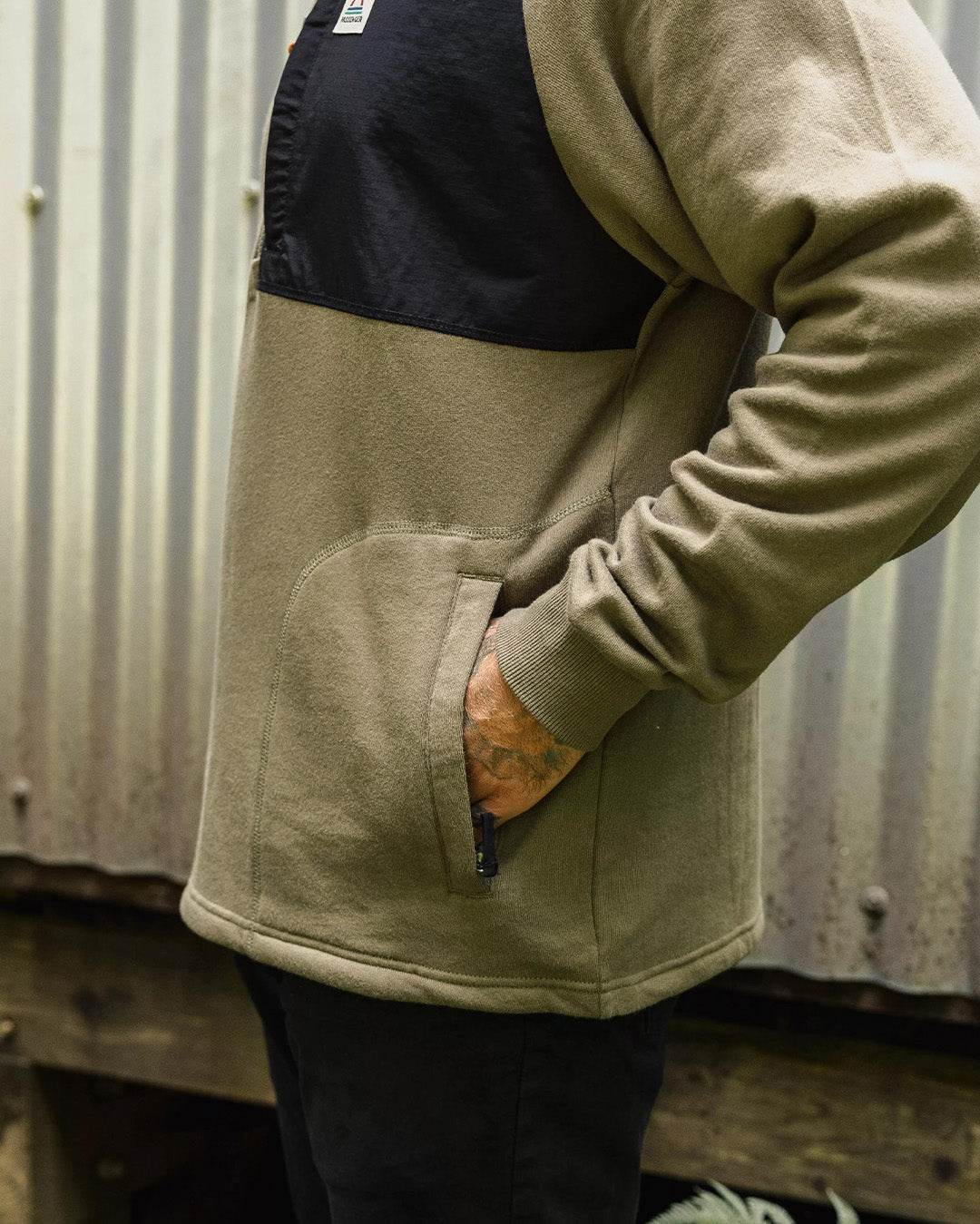 Offgrid 1/4 Zip Recycled Cotton Sweatshirt - Dusty Olive