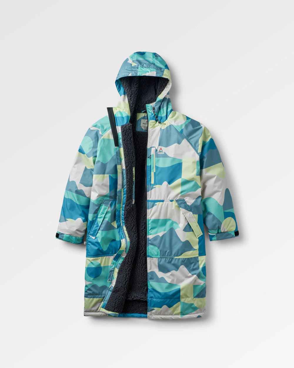 Patterned Changing Robe Waves Sherpa Lined Changing Robe Vista Patchwork Aqua – Passenger