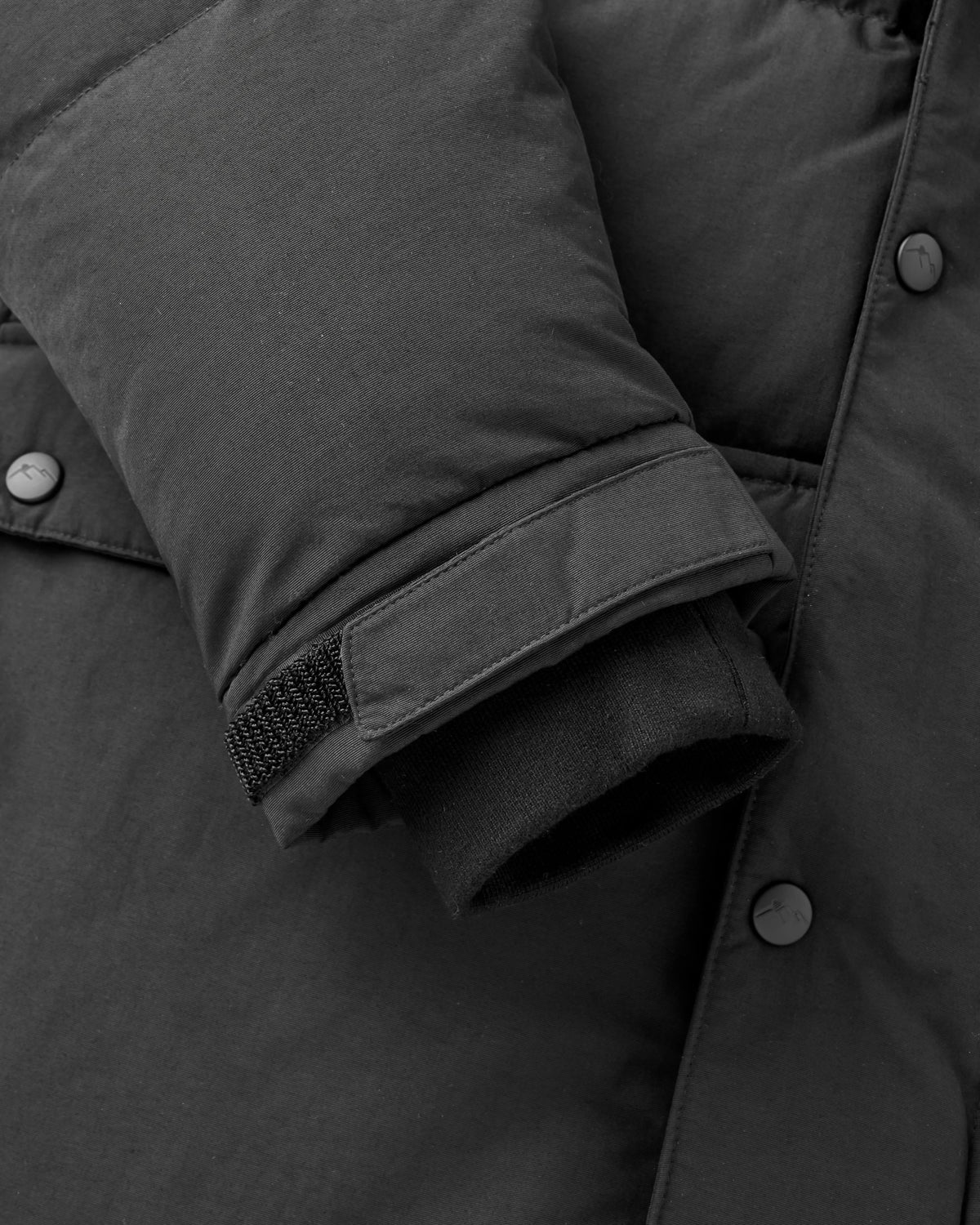 Grounded Insulated Jacket - Black - Flatlay