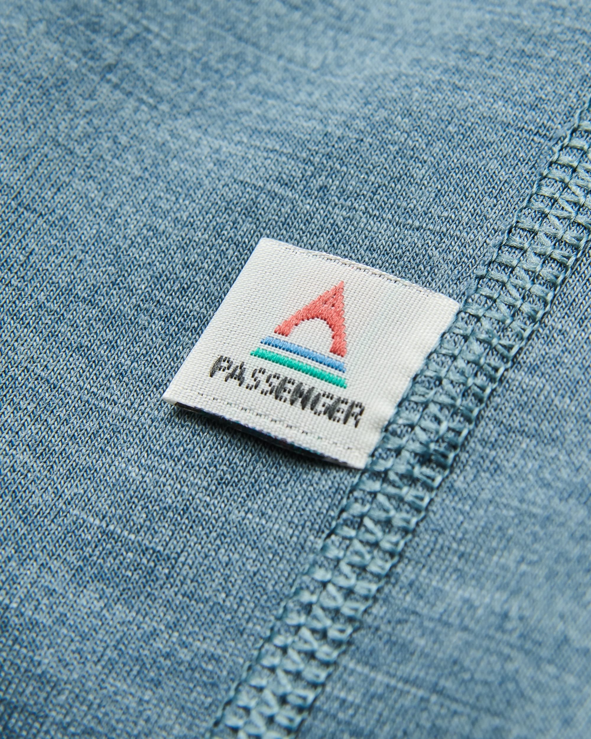 Snowscape Men's Merino Base Layer Top - Storm Grey - Flatlay