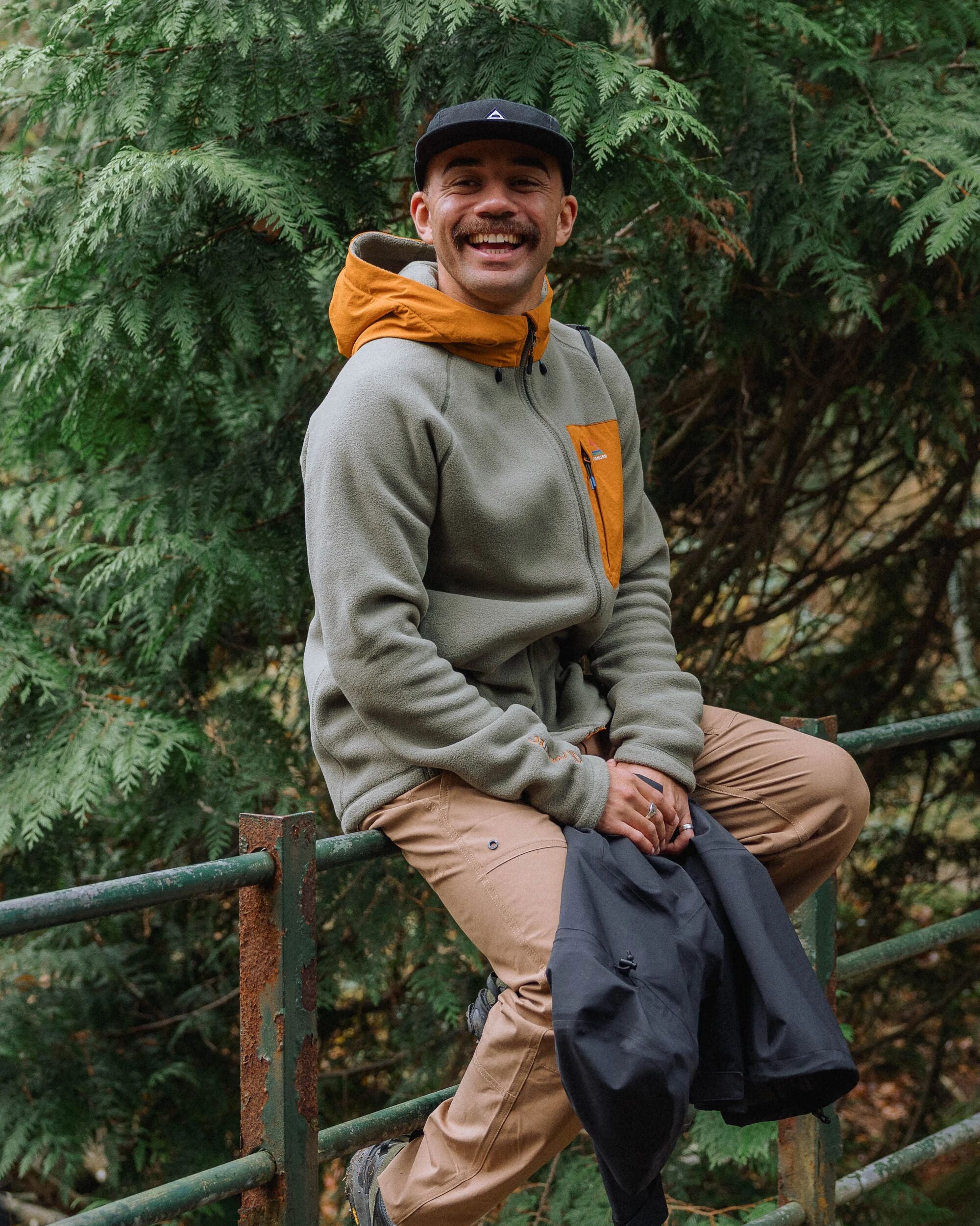 Sierrascape Men's Polartec® Fleece Hoodie Dusty Olive – Passenger