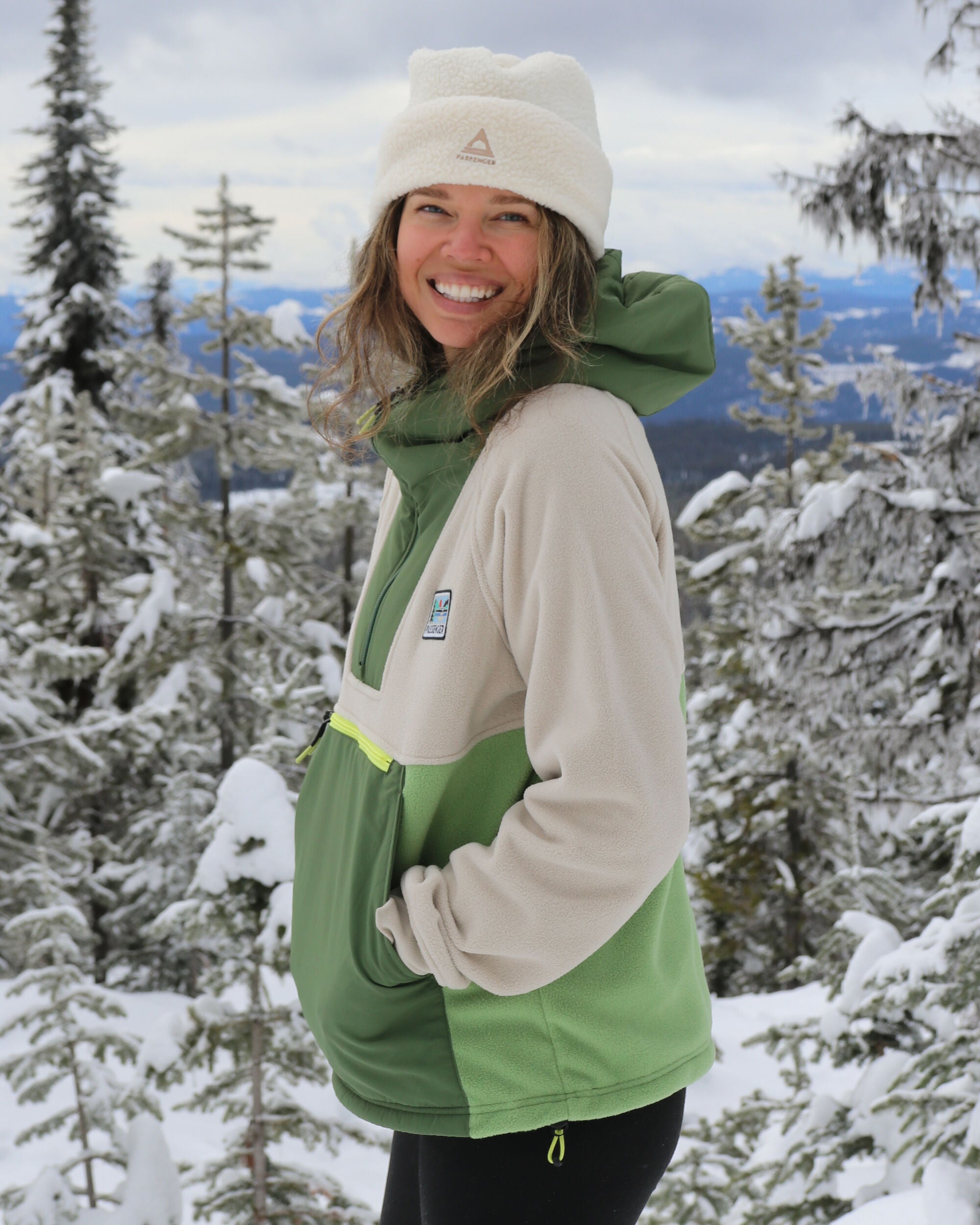 Alexander Hooded Polar Fleece Feather/Wild Green – Passenger
