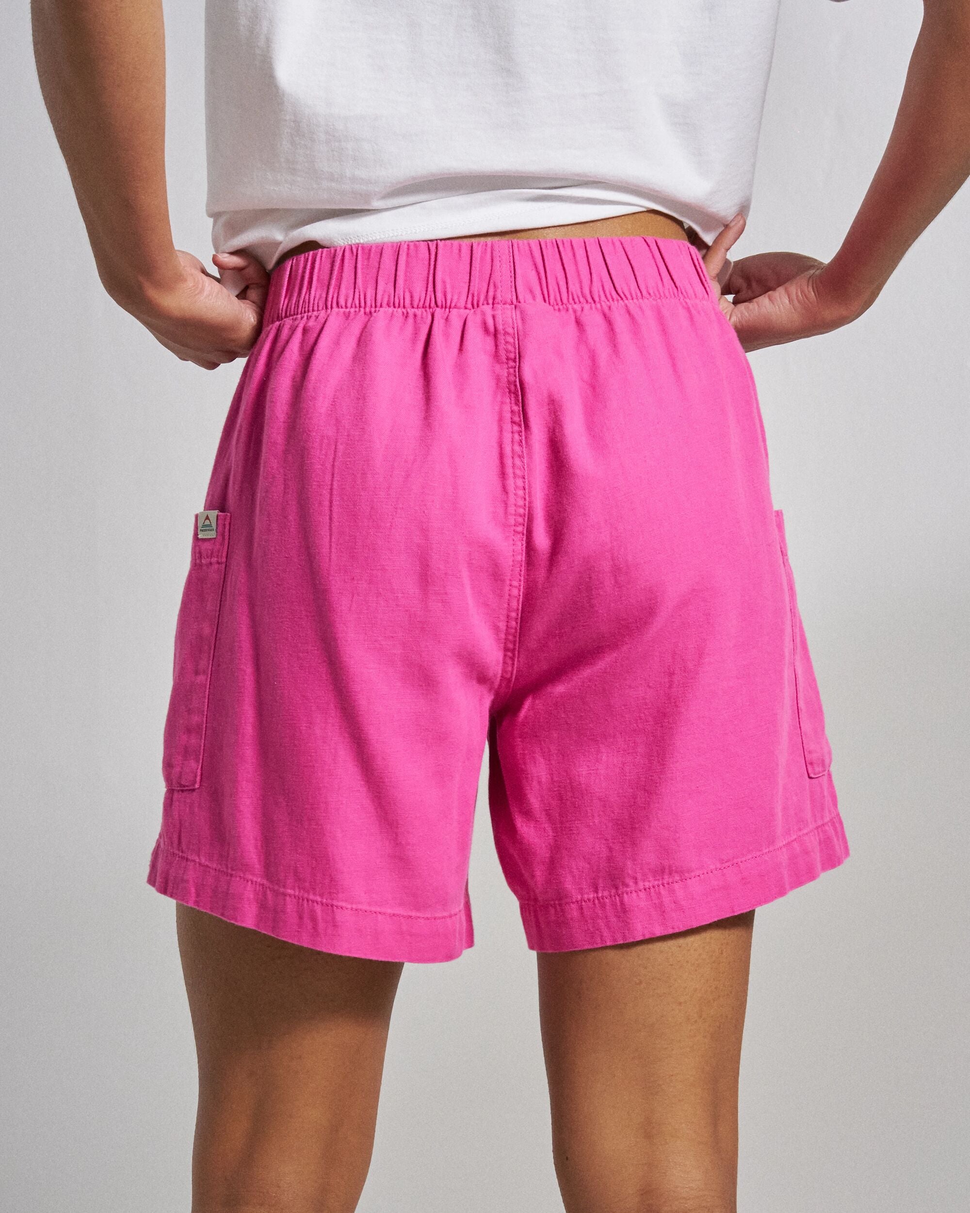 Whirl Lightweight Short - Pink Violet - Studio Model