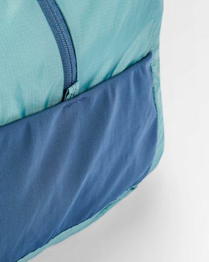 Trail Light 40L Duffel Bag - Arctic - Flatlay