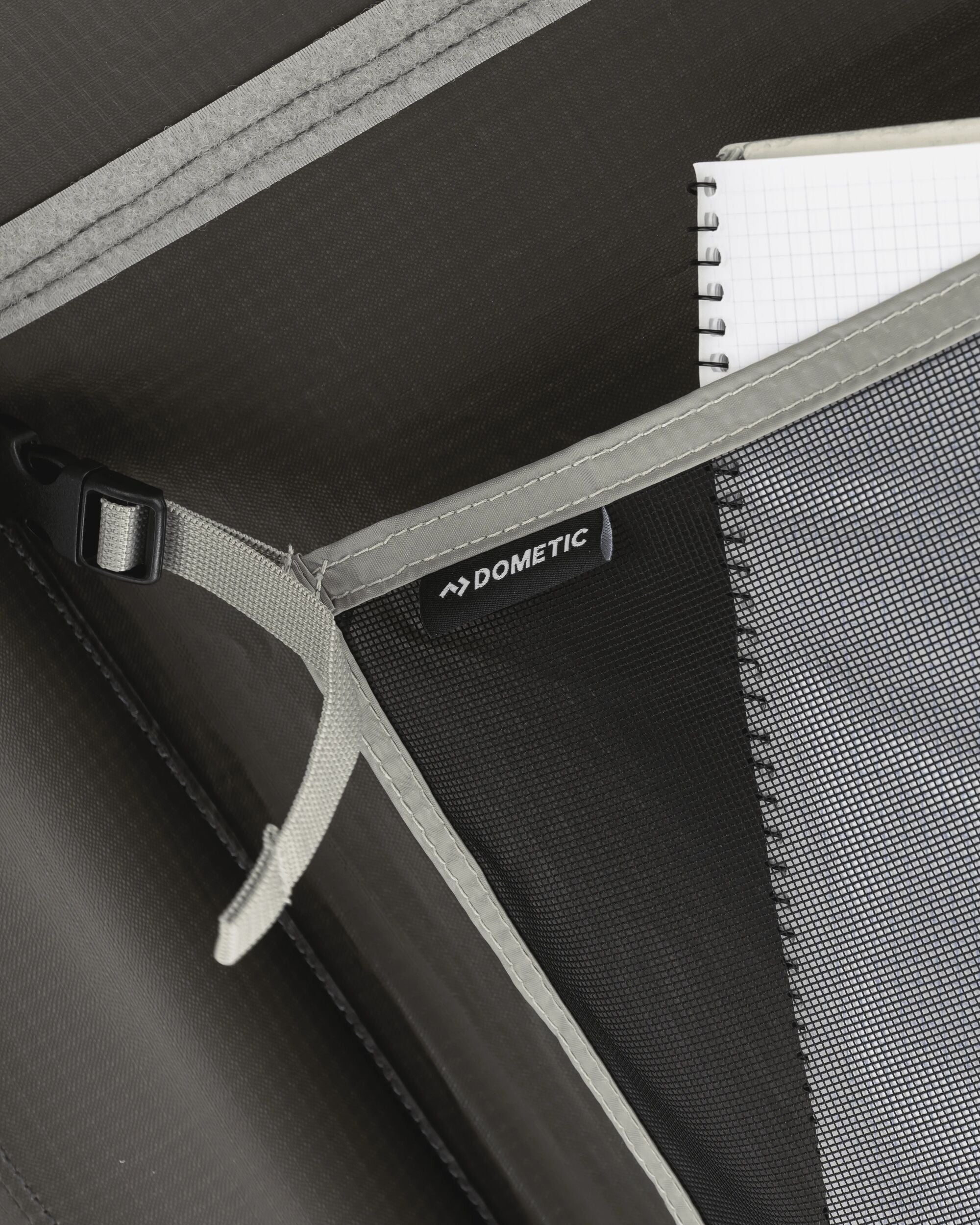 Dometic TRT 140 Air - Ore - Flatlay