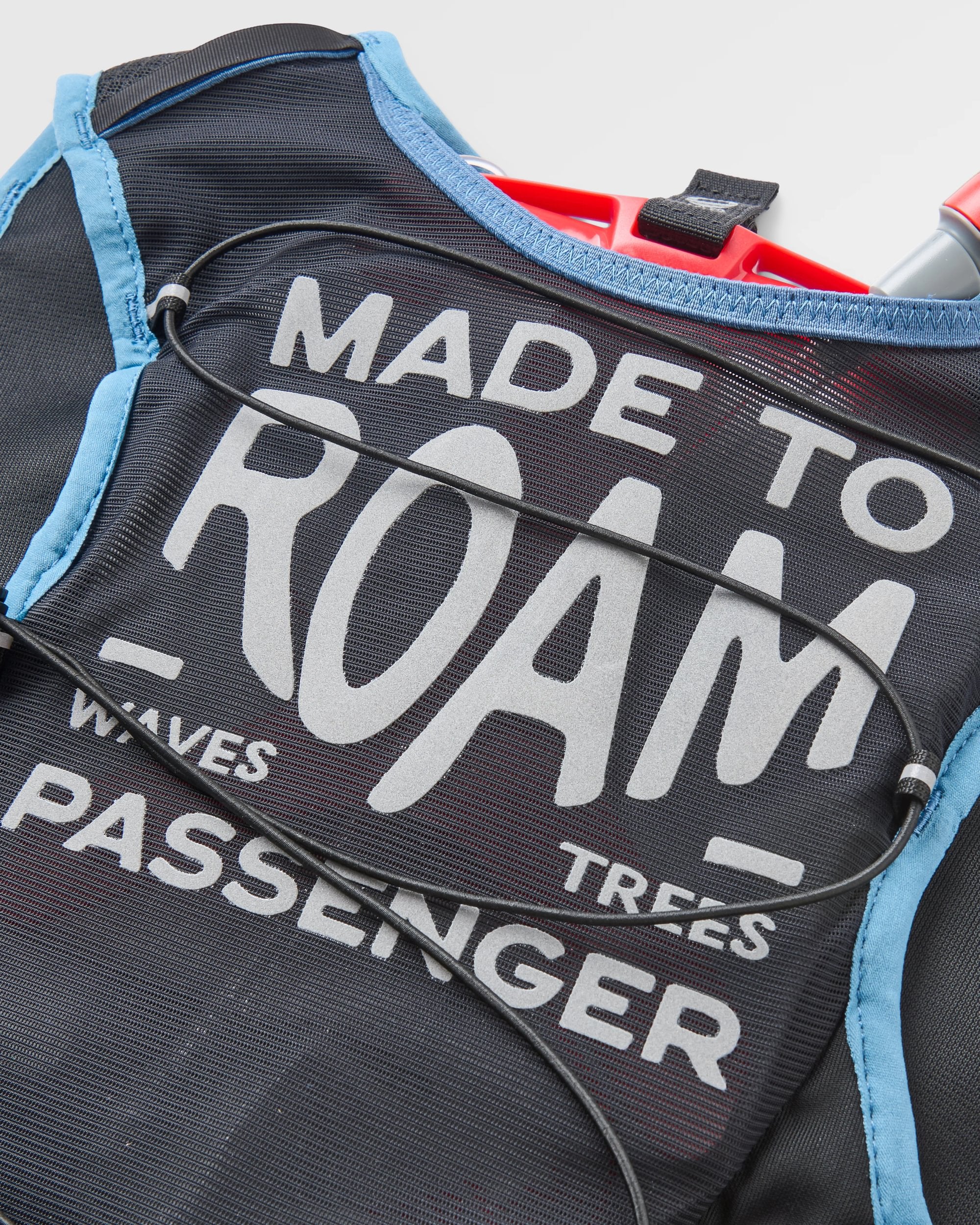 Traverse Trail Vest Black – Passenger