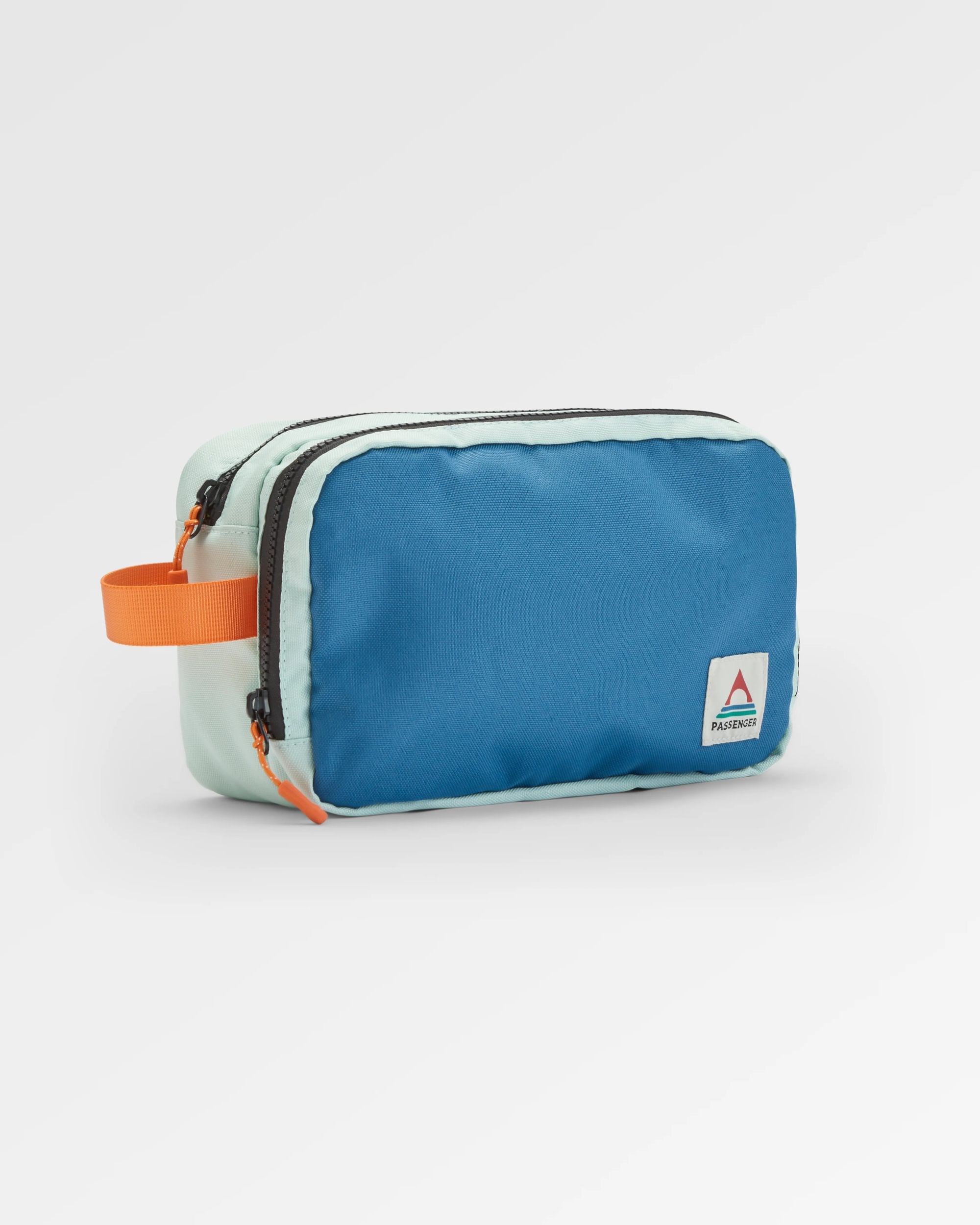 Travel Recycled Wash Kit - Rich Navy/Surf Spray/Moonlight Blue - Flatlay