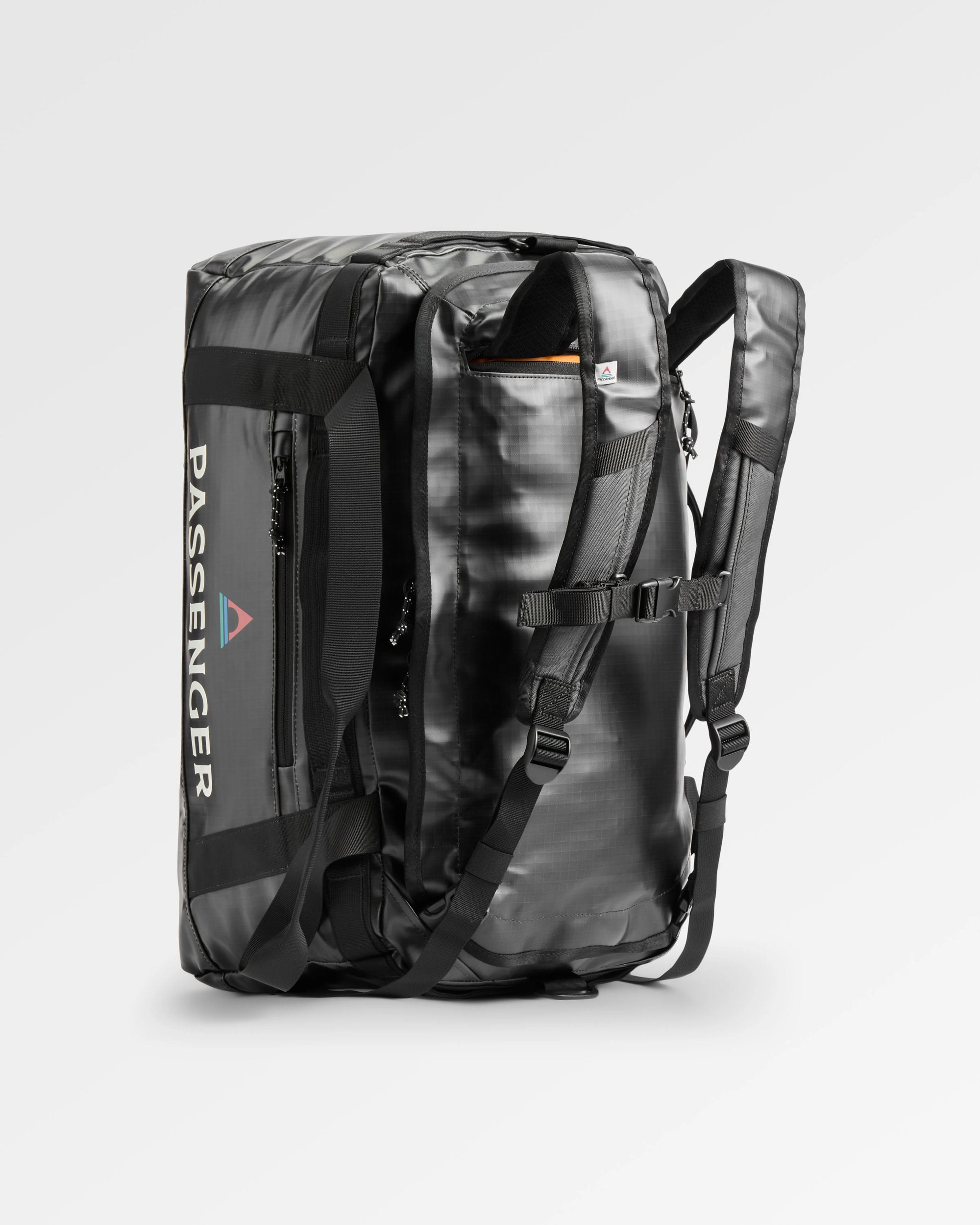Roamer 40L Duffel Bag Phantom Black – Passenger