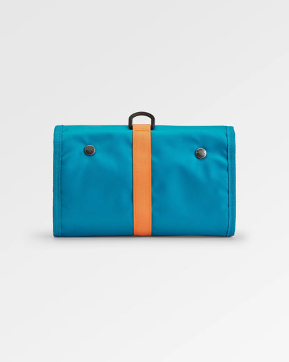 Drop Recycled Wash Kit - Tidal Blue - Flatlay