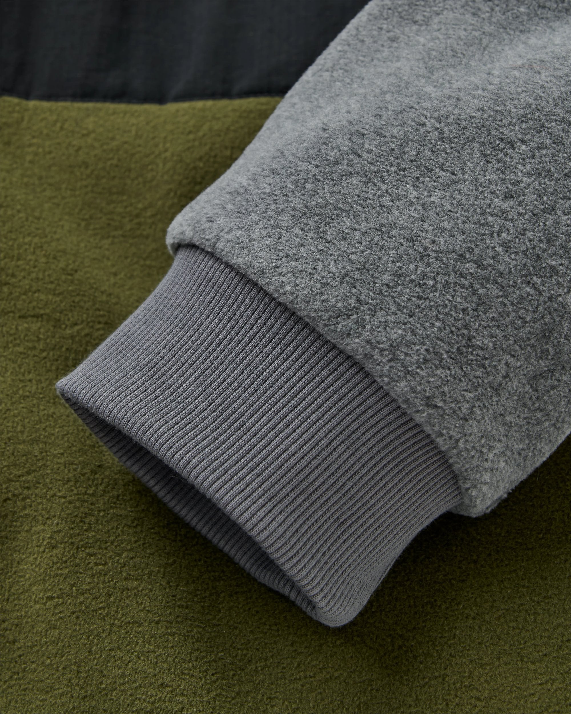 Woodland Hoodless Recycled Polartec® Fleece - Grey Marl/Khaki - Flatlay