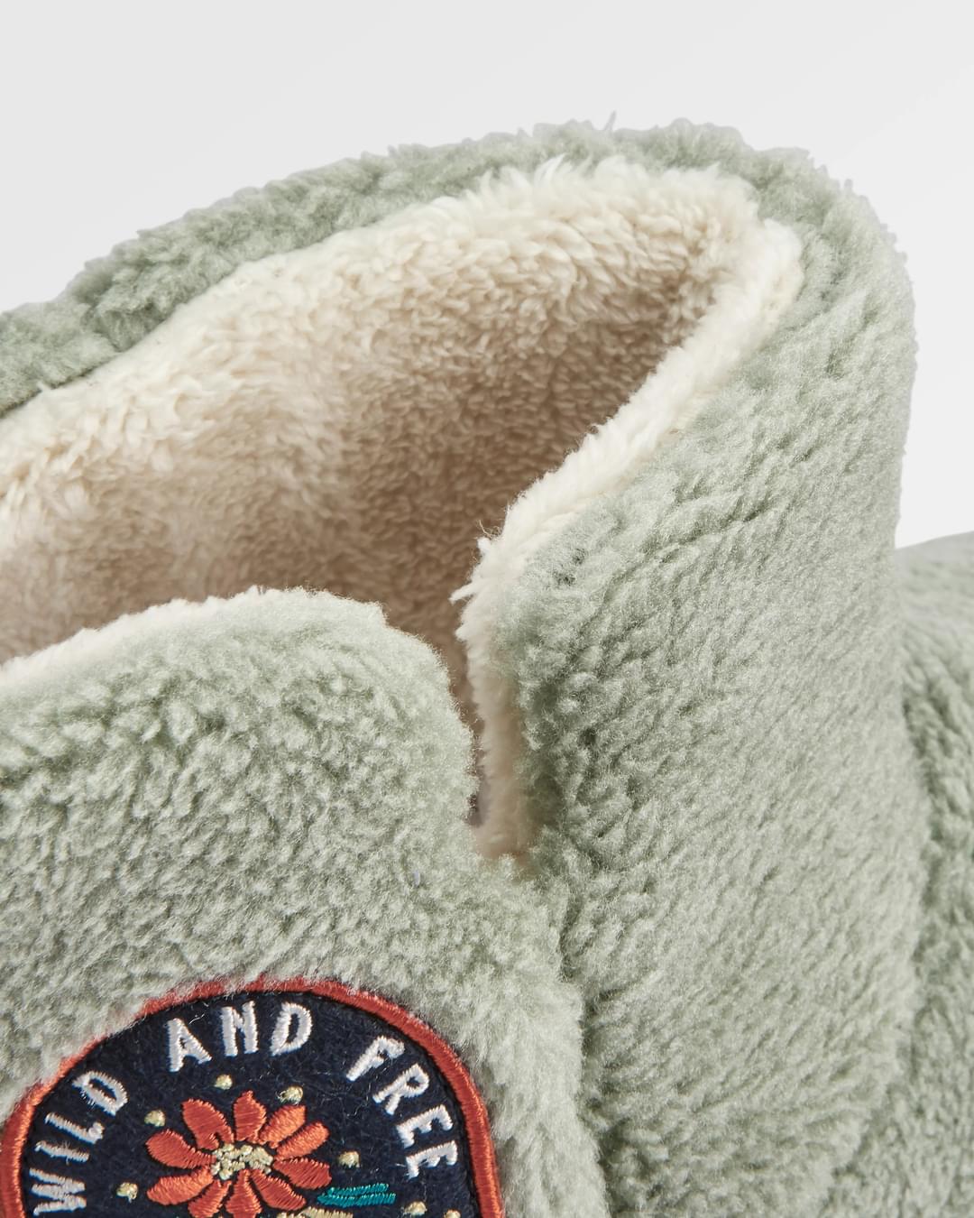 Hideaway Hut Slipper - Pistachio - Flatlay