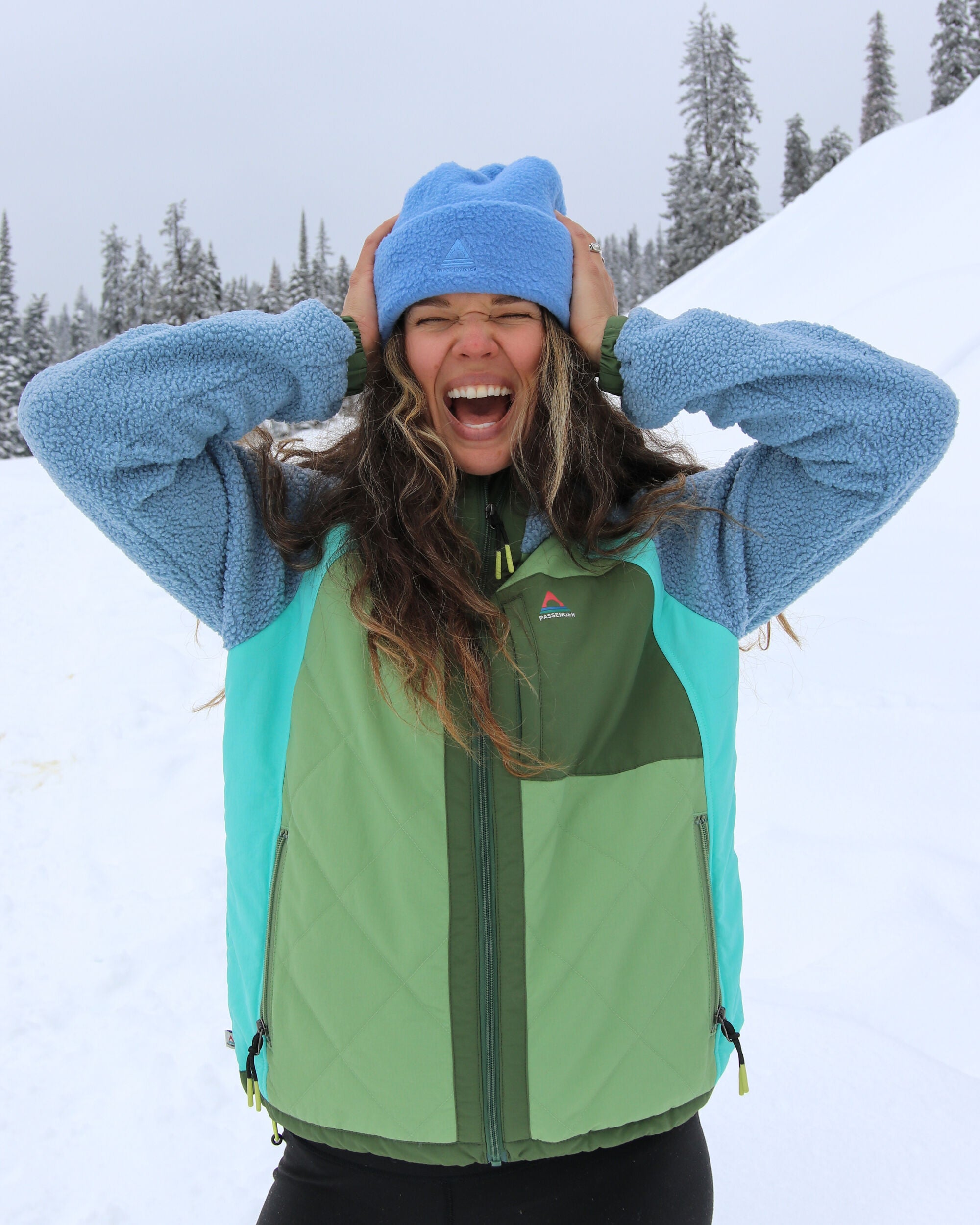 Lara Quilted Jacket Faded Denim/Stem Green – Passenger