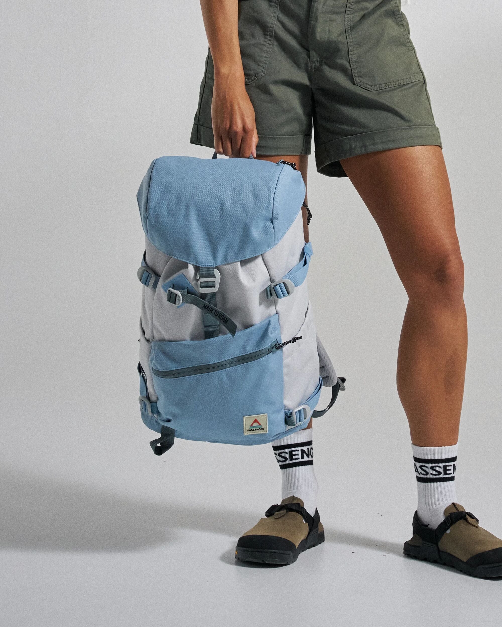 Vantage 24L Backpack - Faded Denim/ Grey Blue - Studio Model - Female