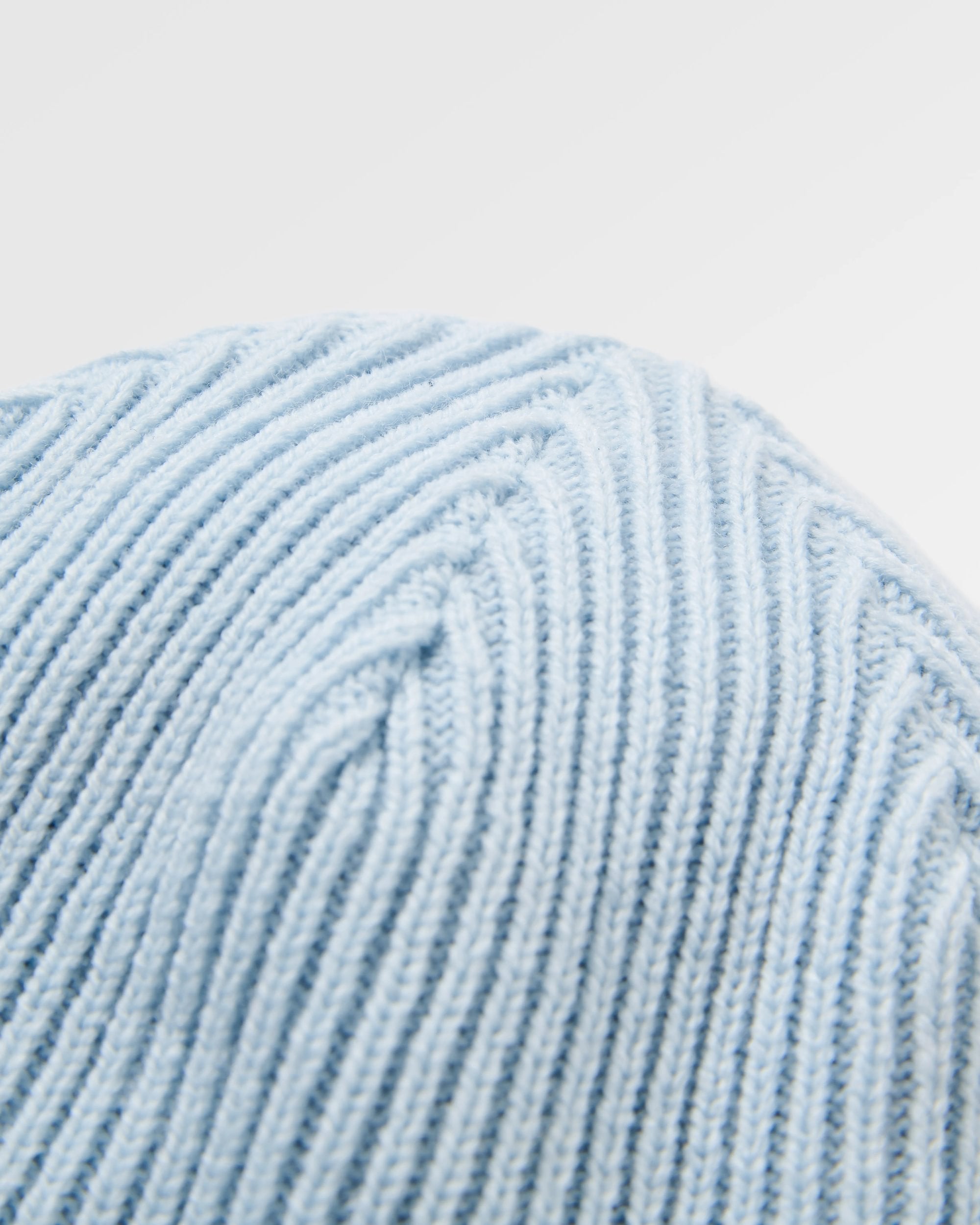 Outlook Reversible Recycled Beanie - Ice Blue / Electric Blue - Flatlay