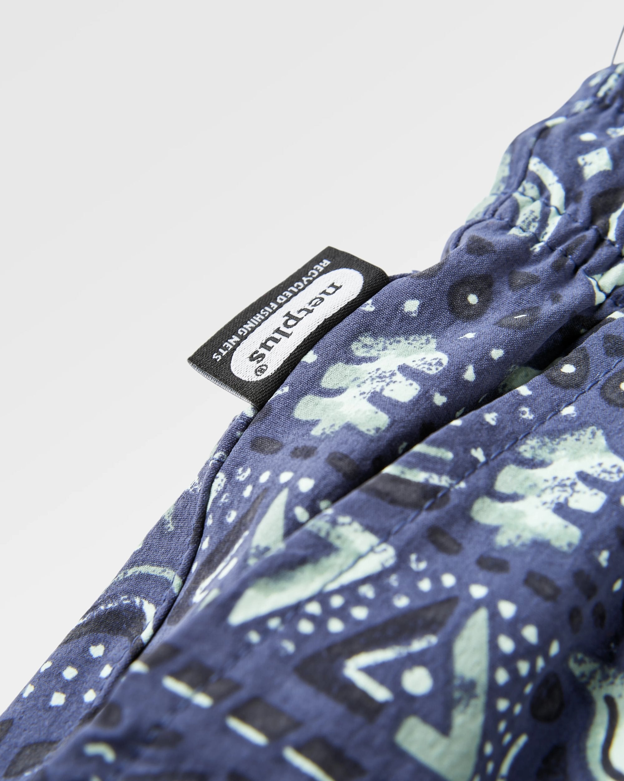 Drifter Beach Linerless Short - Elemental Geo Purple Indigo - Flatlay