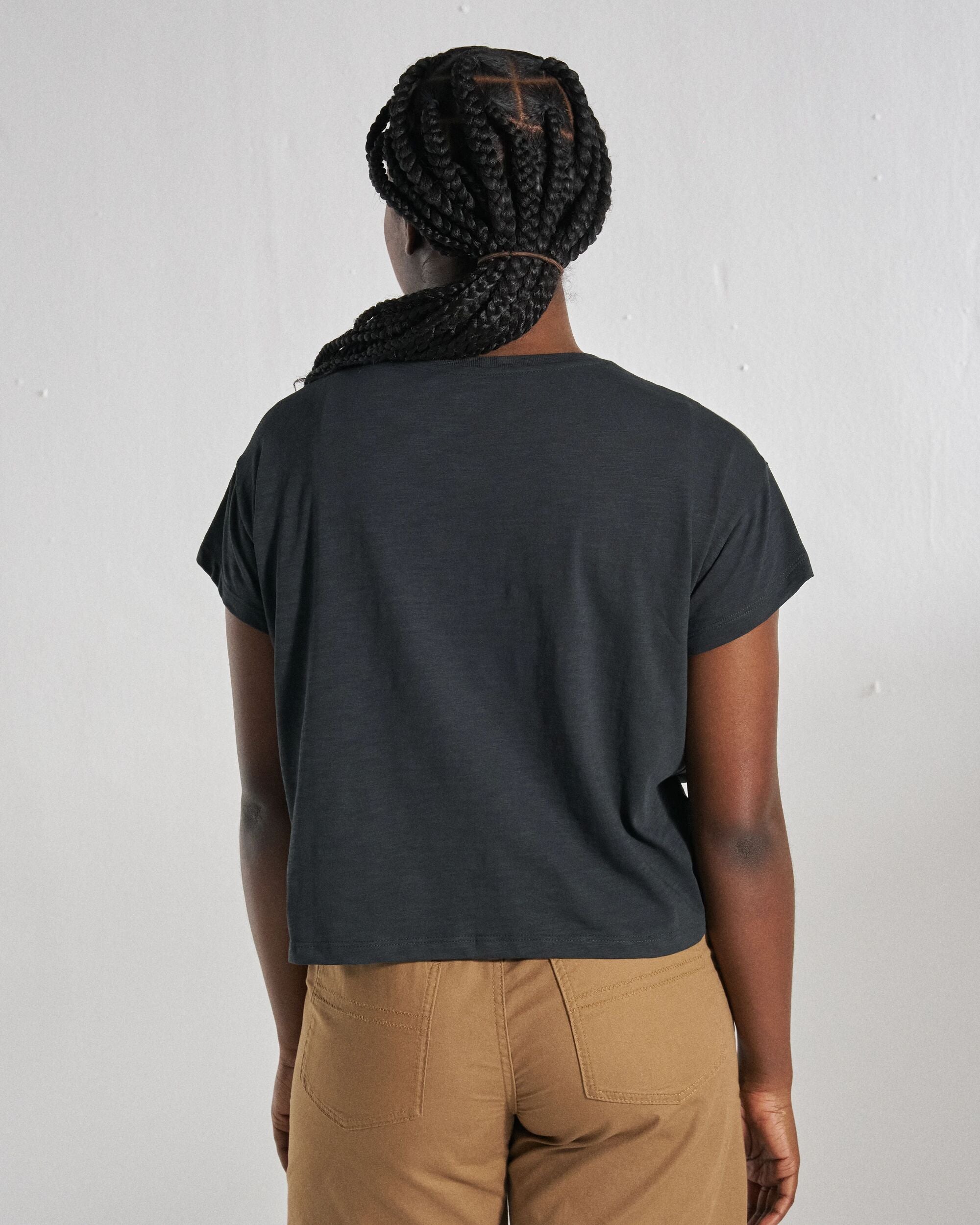 Roam Further T-Shirt - Black - Studio Model