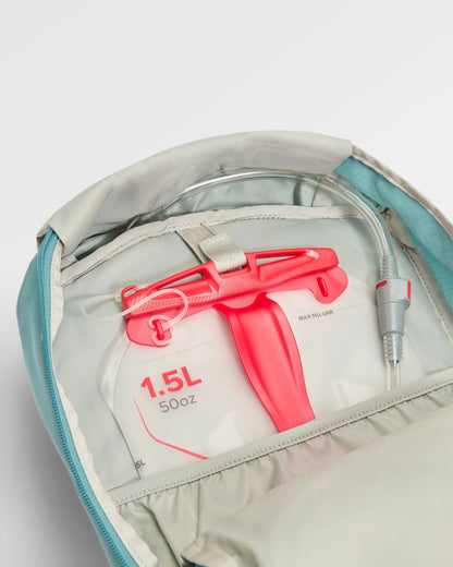 Trail Recycled 15L Hydration Pack - Arctic - Flatlay