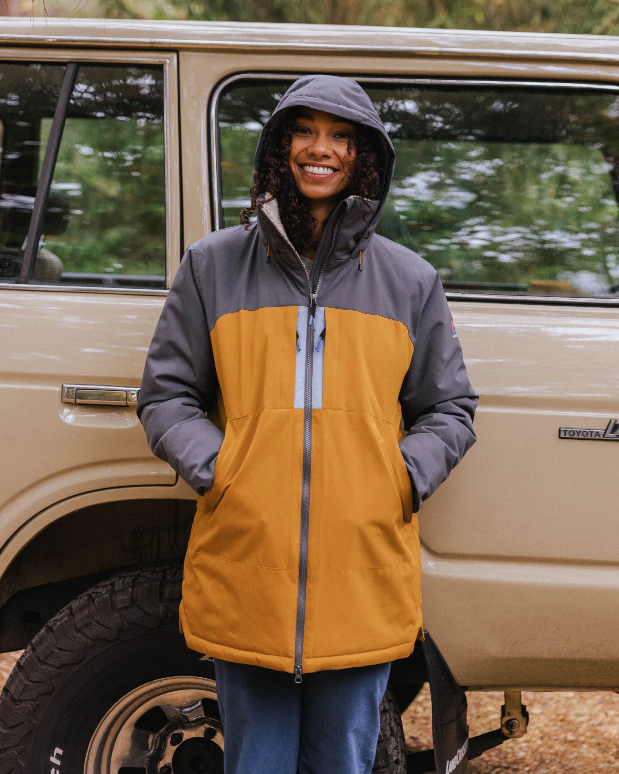 Lumi Insulated Parka - Golden Brown - Lifestyle