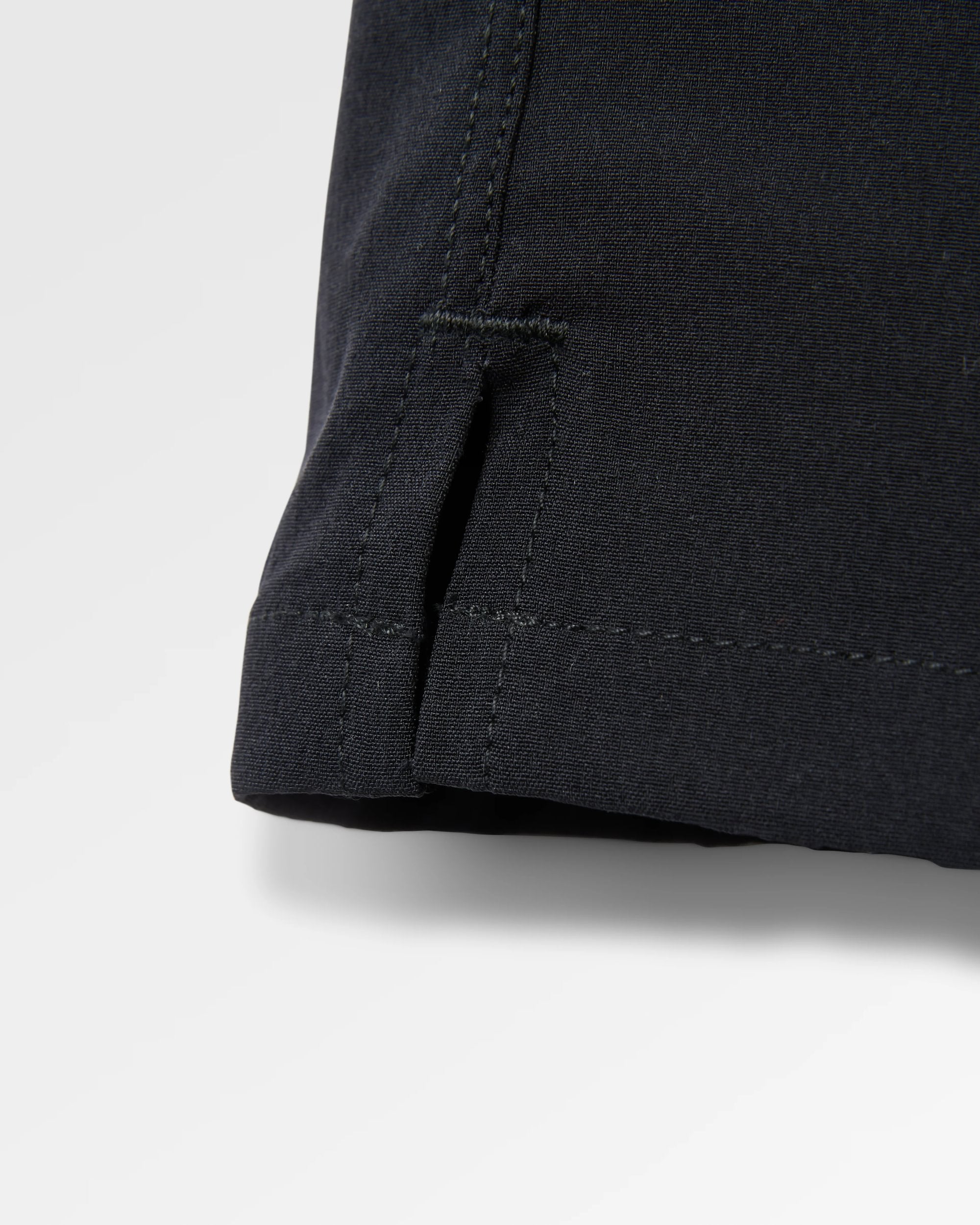 Roundtrip Trail Short 5" - Black - Flatlay
