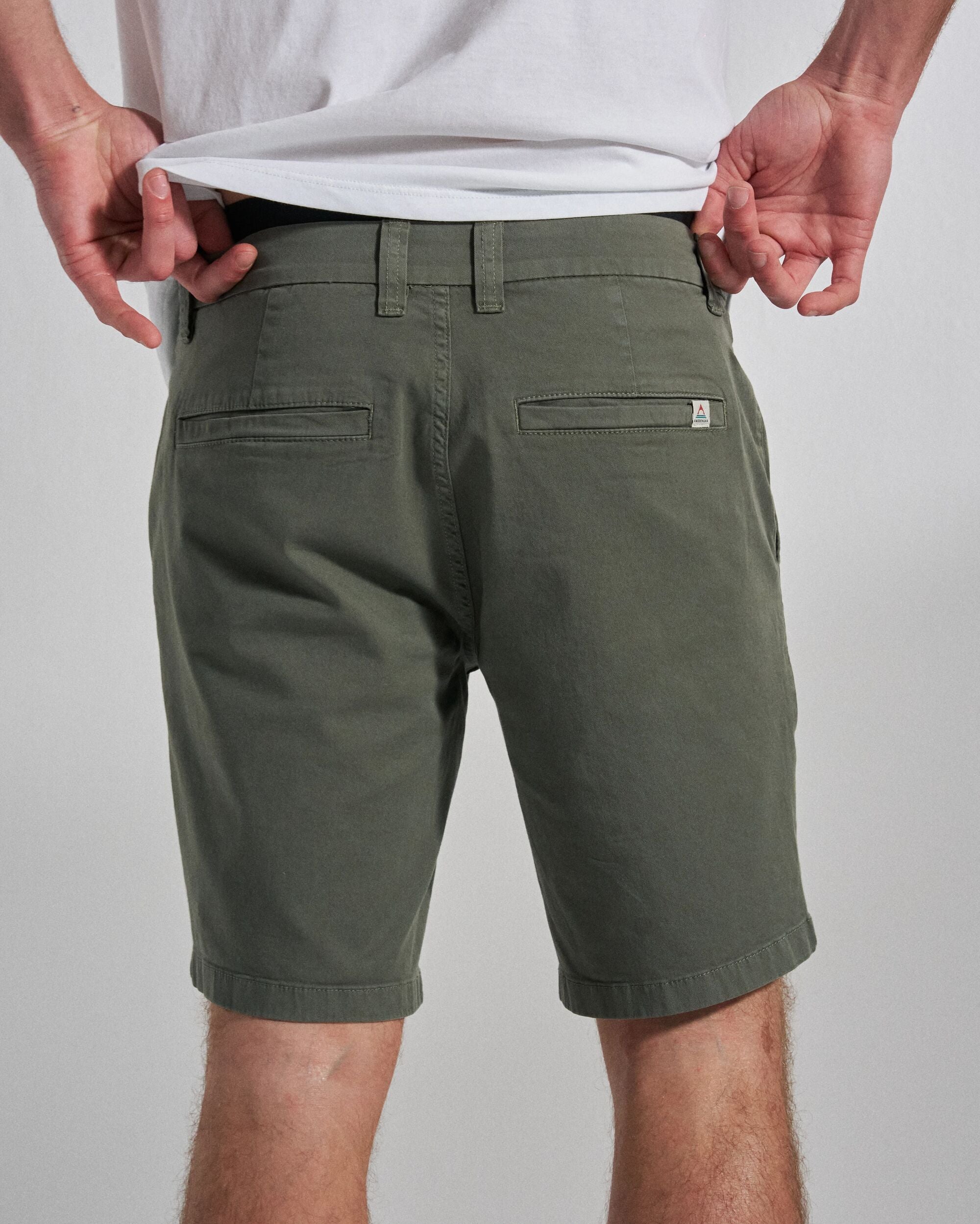 365 Cotton Short Dusty Olive – Passenger