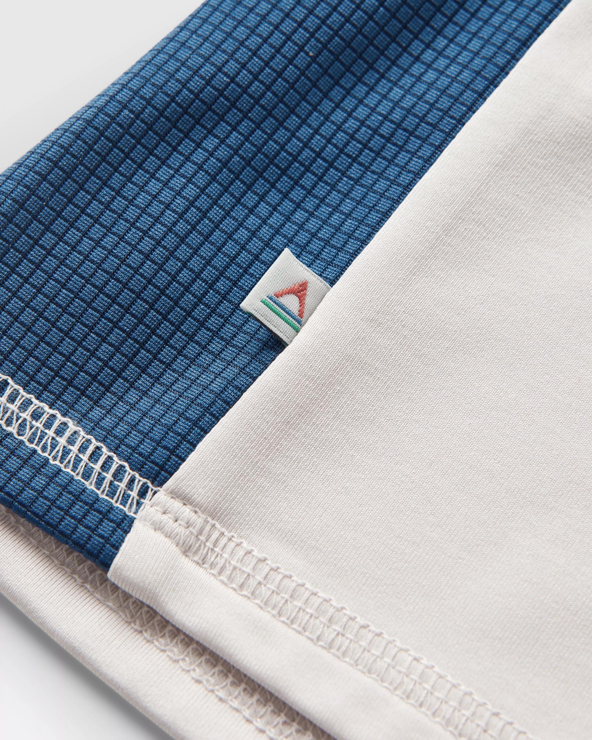 Range Recycled Active LS T-shirt - Dusty Ochre/ Vintage White - Flatlay