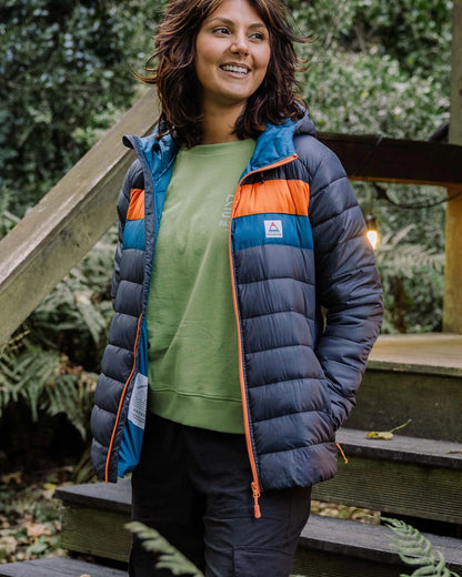 Pow 2.0 Insulated Jacket - Charcoal - Lifestyle