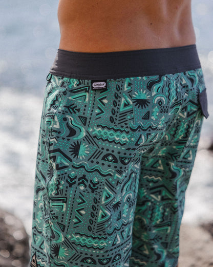 Cruiser Netplus® Recycled 19" Boardshort - Elemental Geo Arctic - Lifestyle
