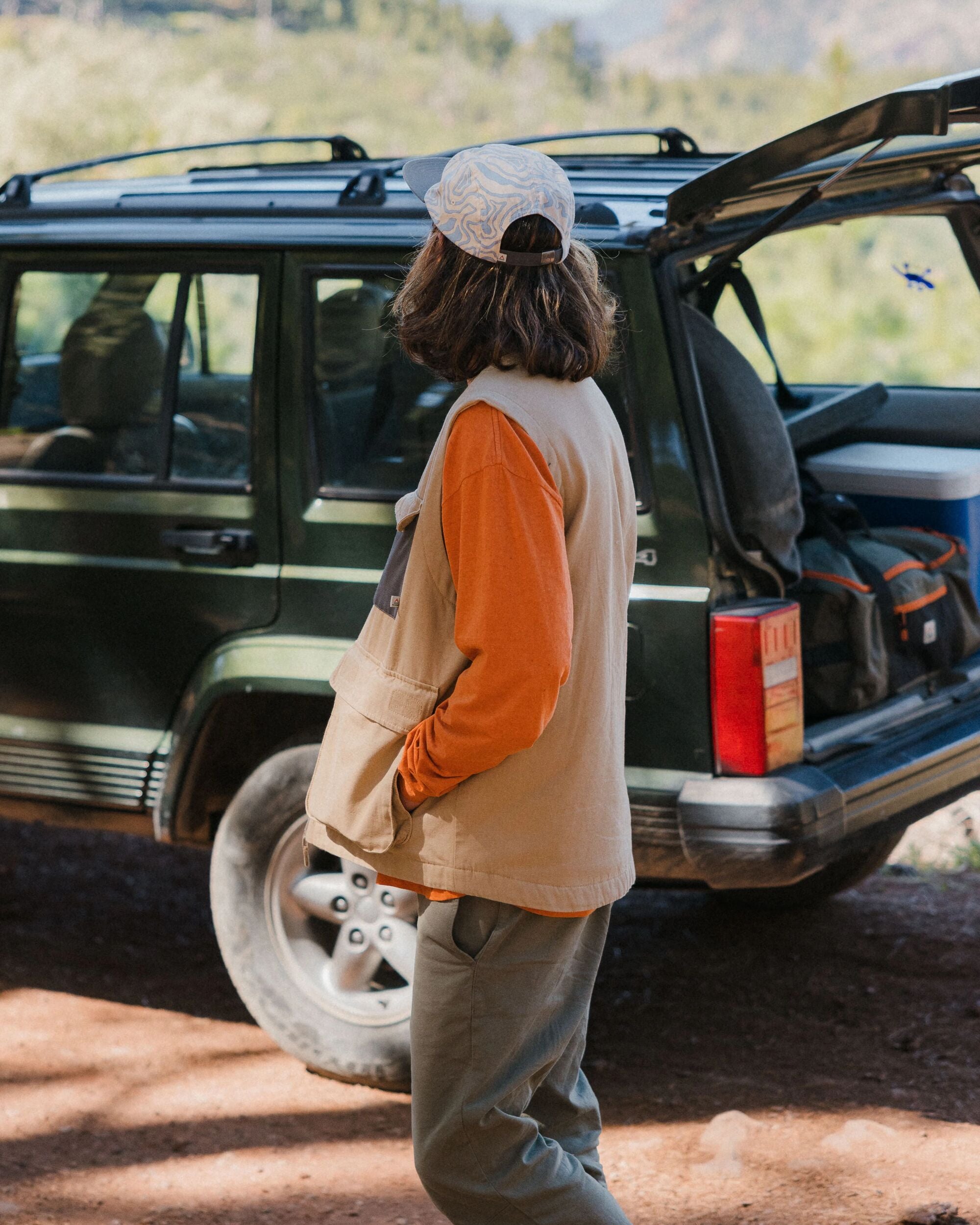 Explorers Organic Cotton Canvas Gilet - Stone - Lifestyle