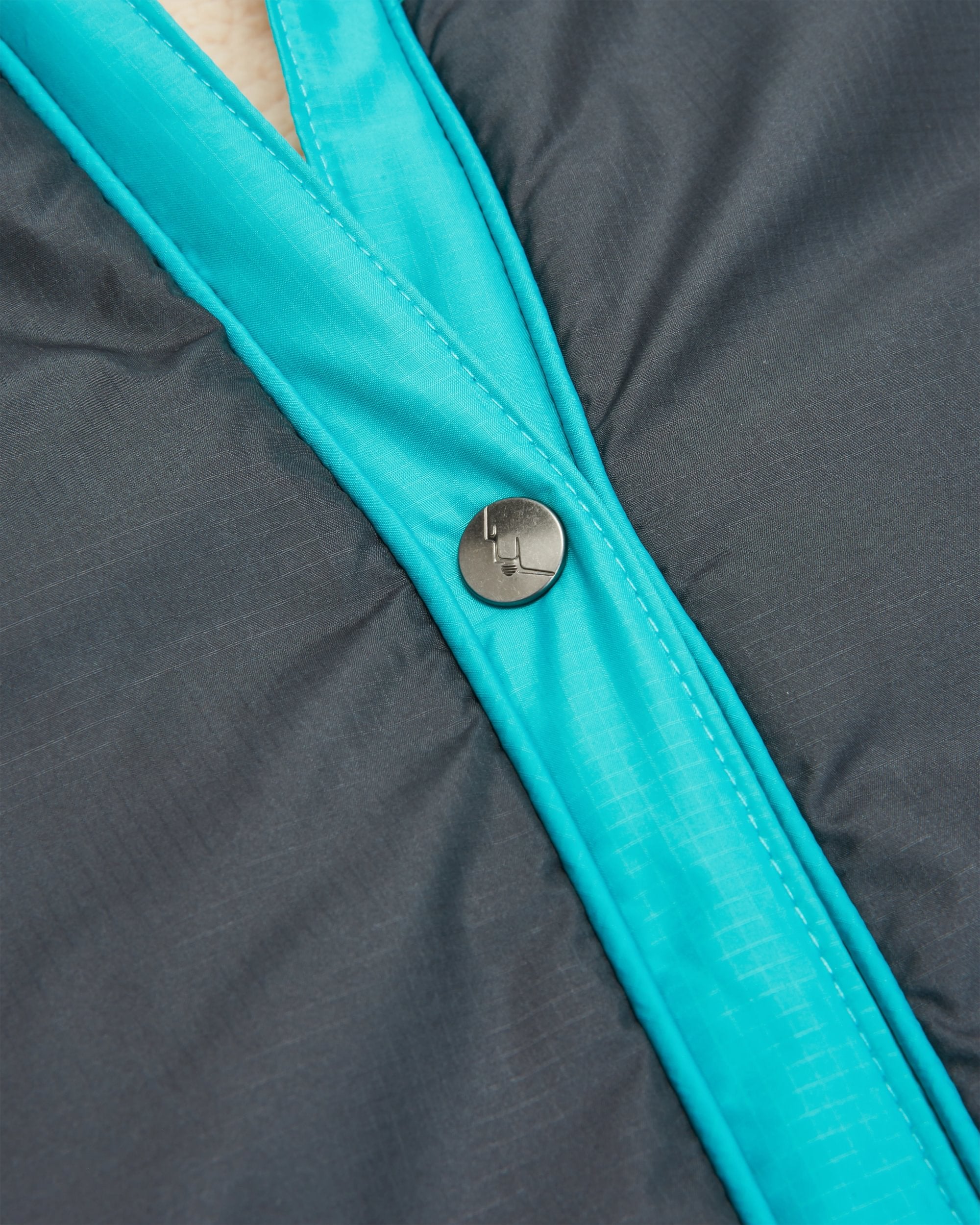 Cabin Recycled Sherpa Blanket - Black 'Nowhere Bound' Print - Flatlay