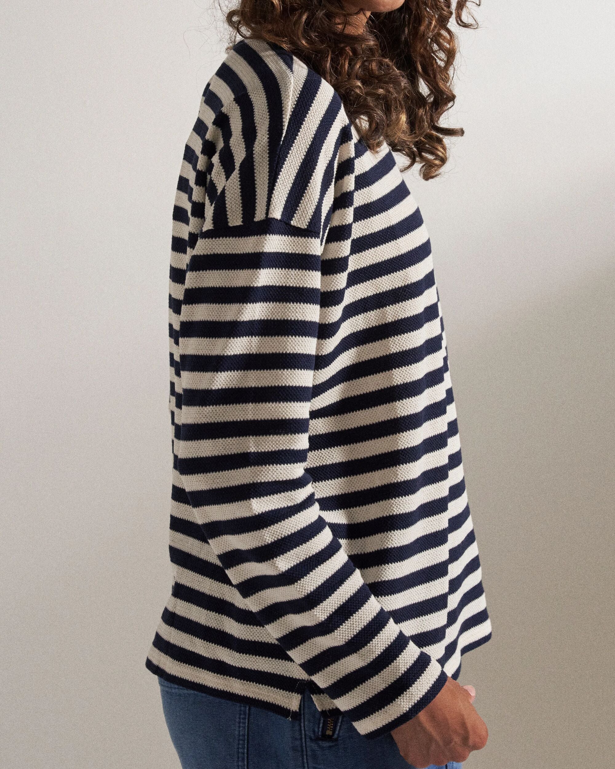 Panorama Striped LS T-Shirt Deep Navy – Passenger