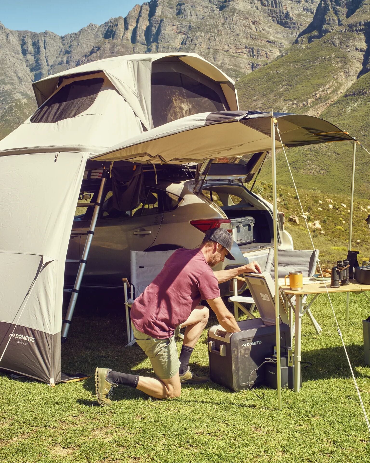 Dometic TRT 140  Air RT Awning Large - Ore - Lifestyle