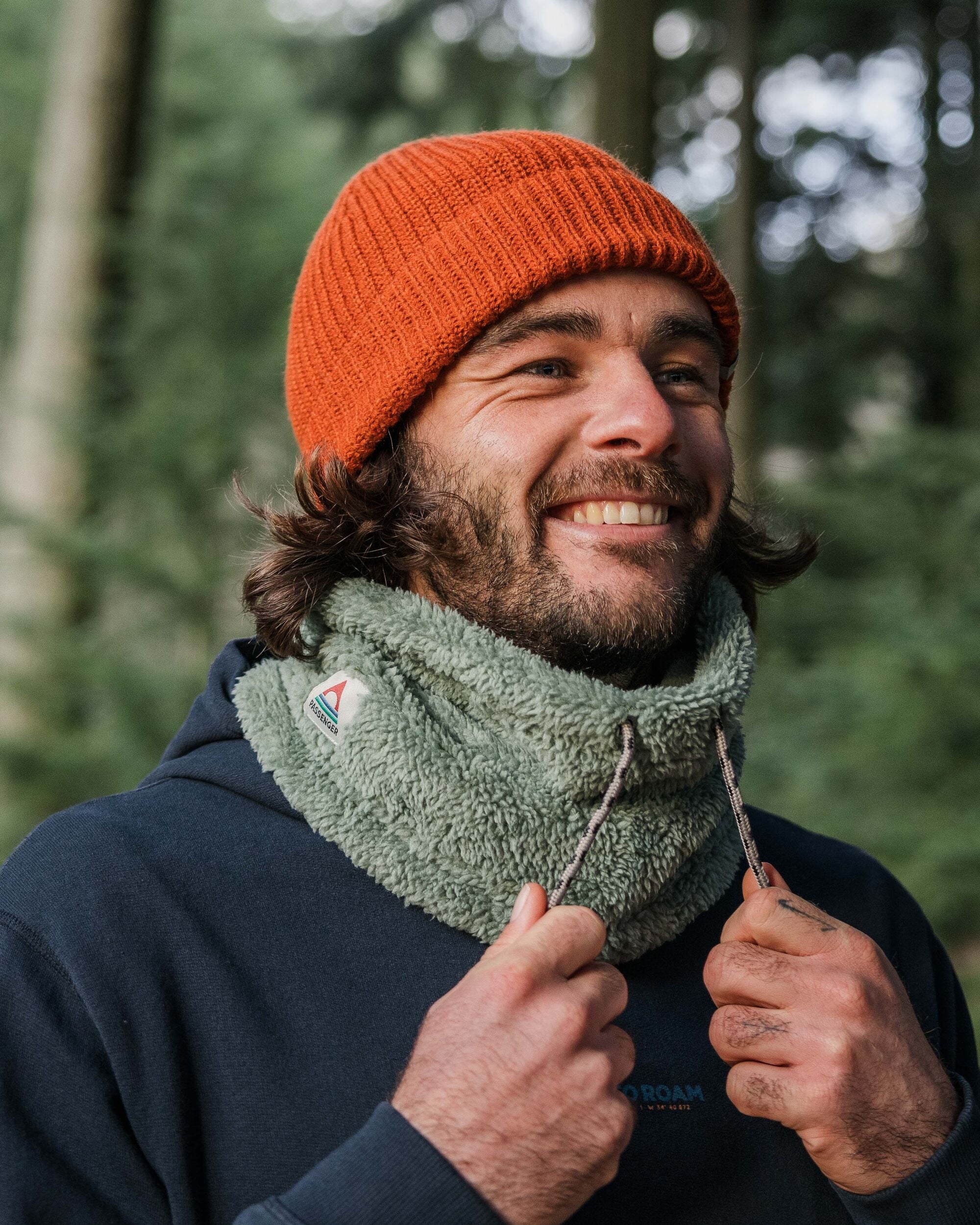 Ash Sherpa Fleece Snood Pistachio – Passenger