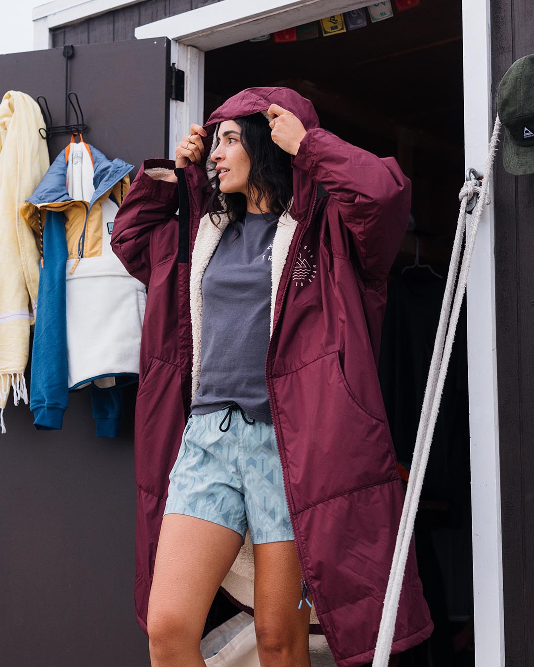 Escapism Recycled Sherpa Lined Changing Robe - Windsor Wine - Lifestyle - Female