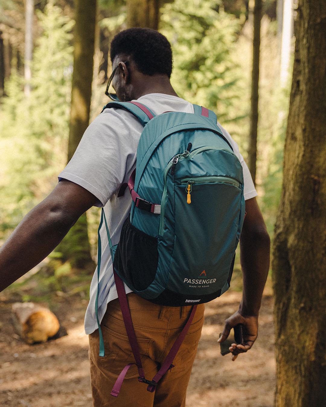 20 liter backpack traveling Evergoods Civic Travel Bag L Mukama and a front stash pocket to keep smaller items like keys Peak Design Travel Backpack 20