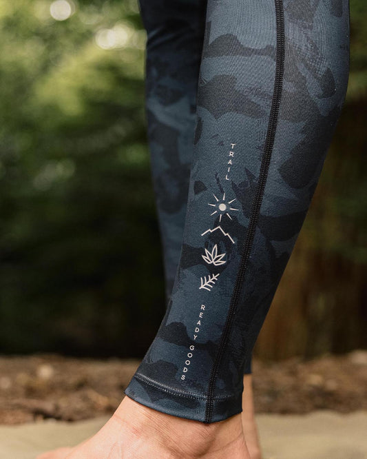 Fresh Air 2.0 Recycled Leggings - Black Abstract