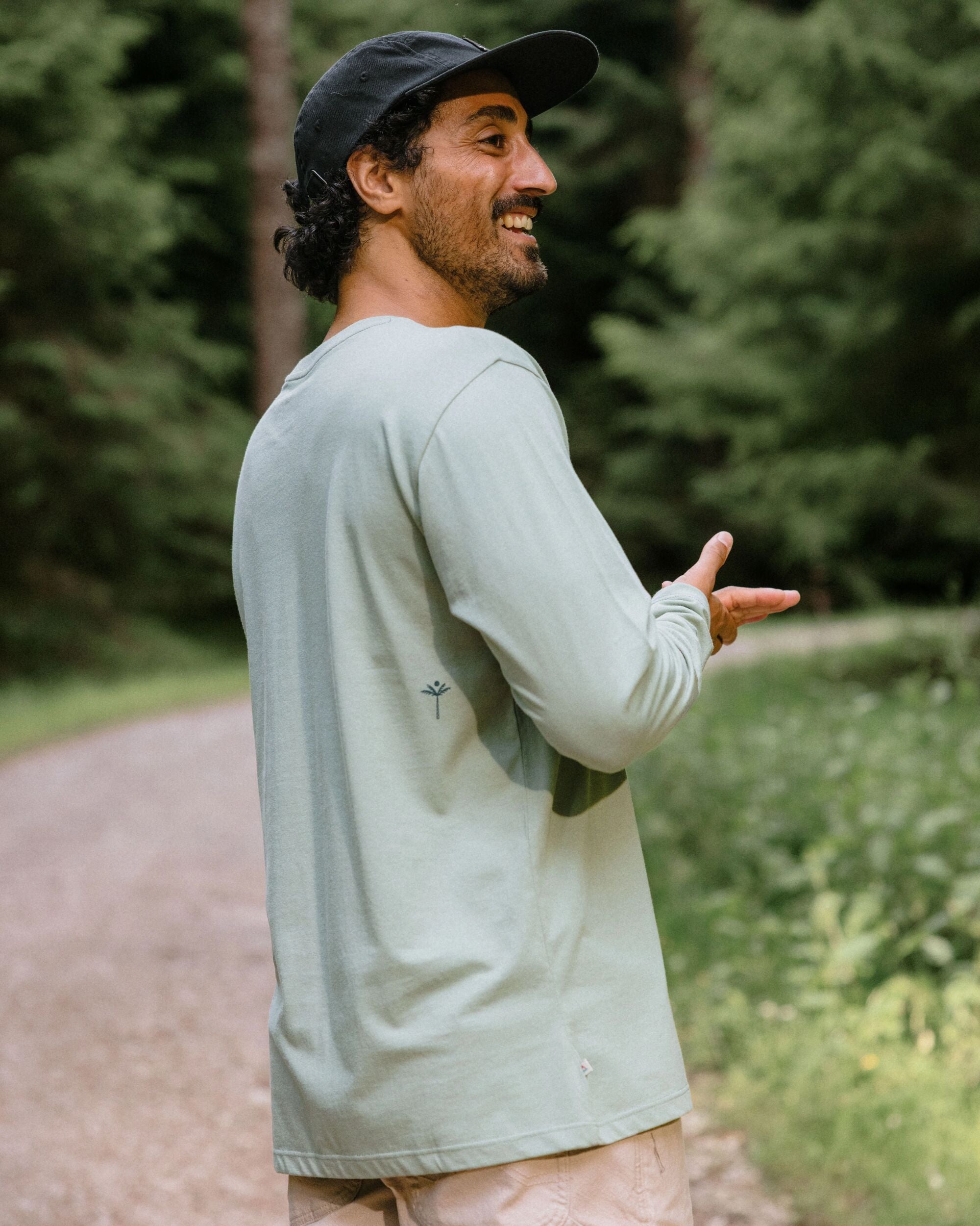 Sonoma LS T-Shirt - Pistachio - Lifestyle