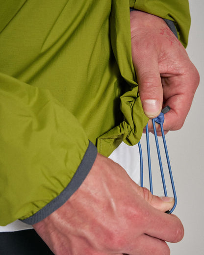 Gusto Windshell Anorak - Tea Green - Studio Model